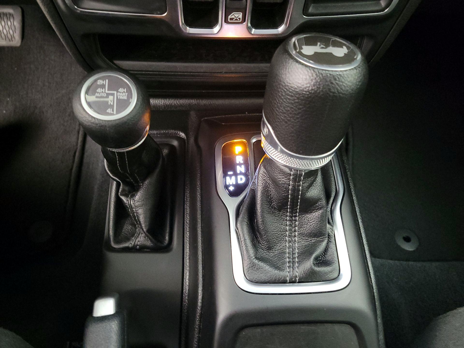 Thumbnail: 2024 Jeep Wrangler - 17