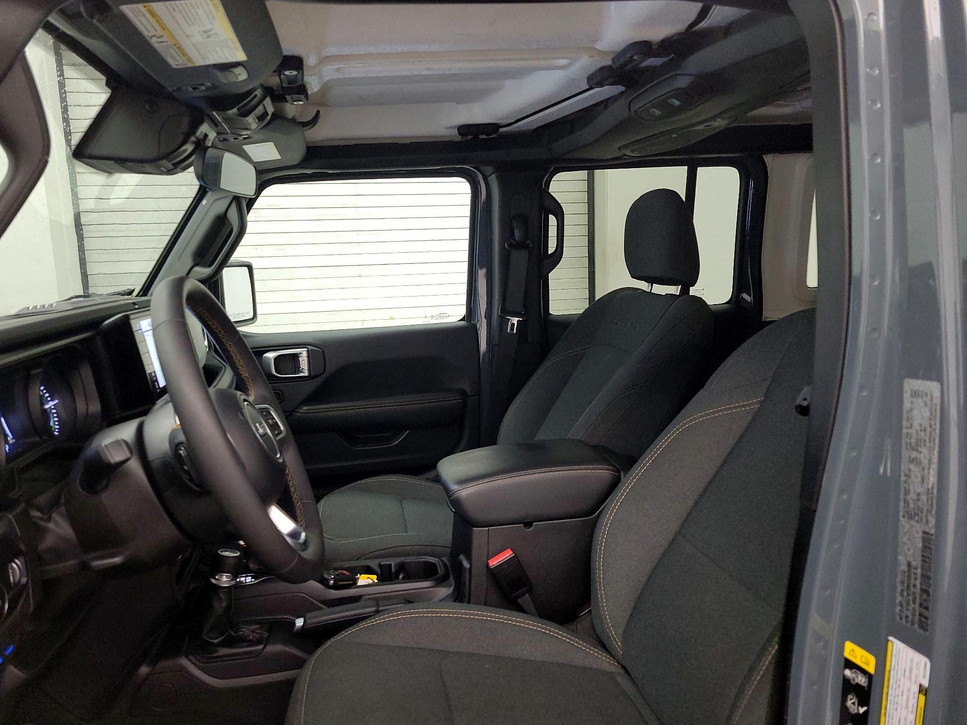 Thumbnail: 2024 Jeep Wrangler - 19