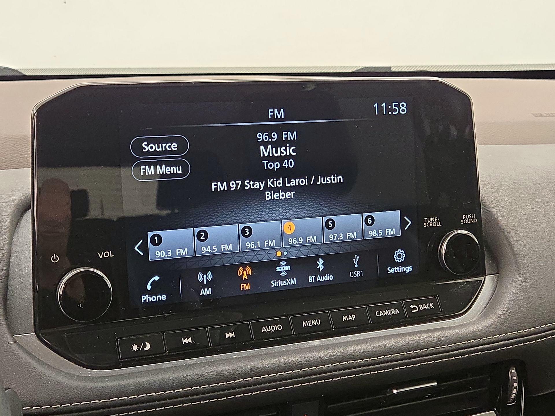 Thumbnail: 2022 Nissan Rogue - 15