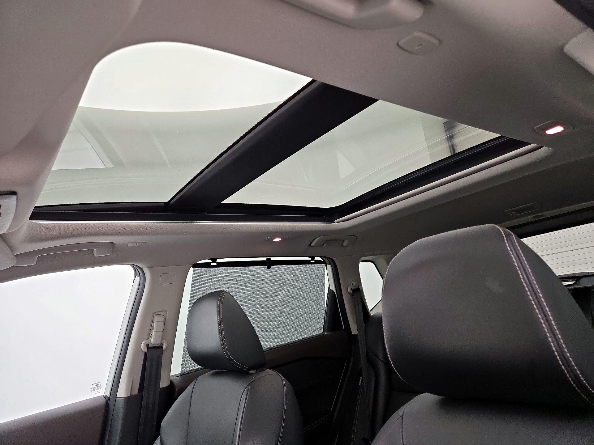 Thumbnail: 2022 Nissan Rogue - 19