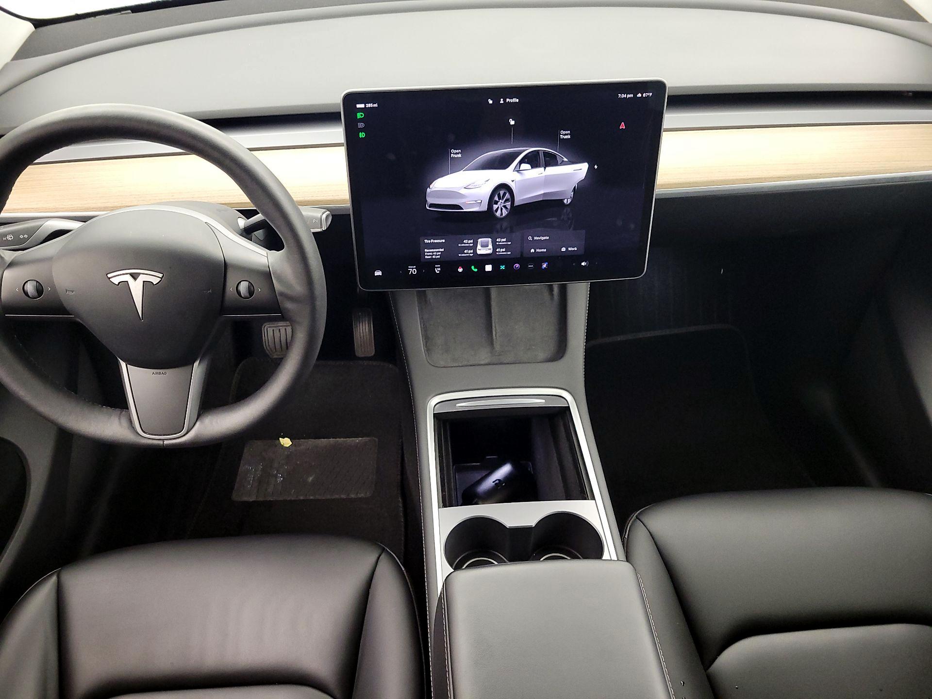 Thumbnail: 2023 Tesla Model Y - 9