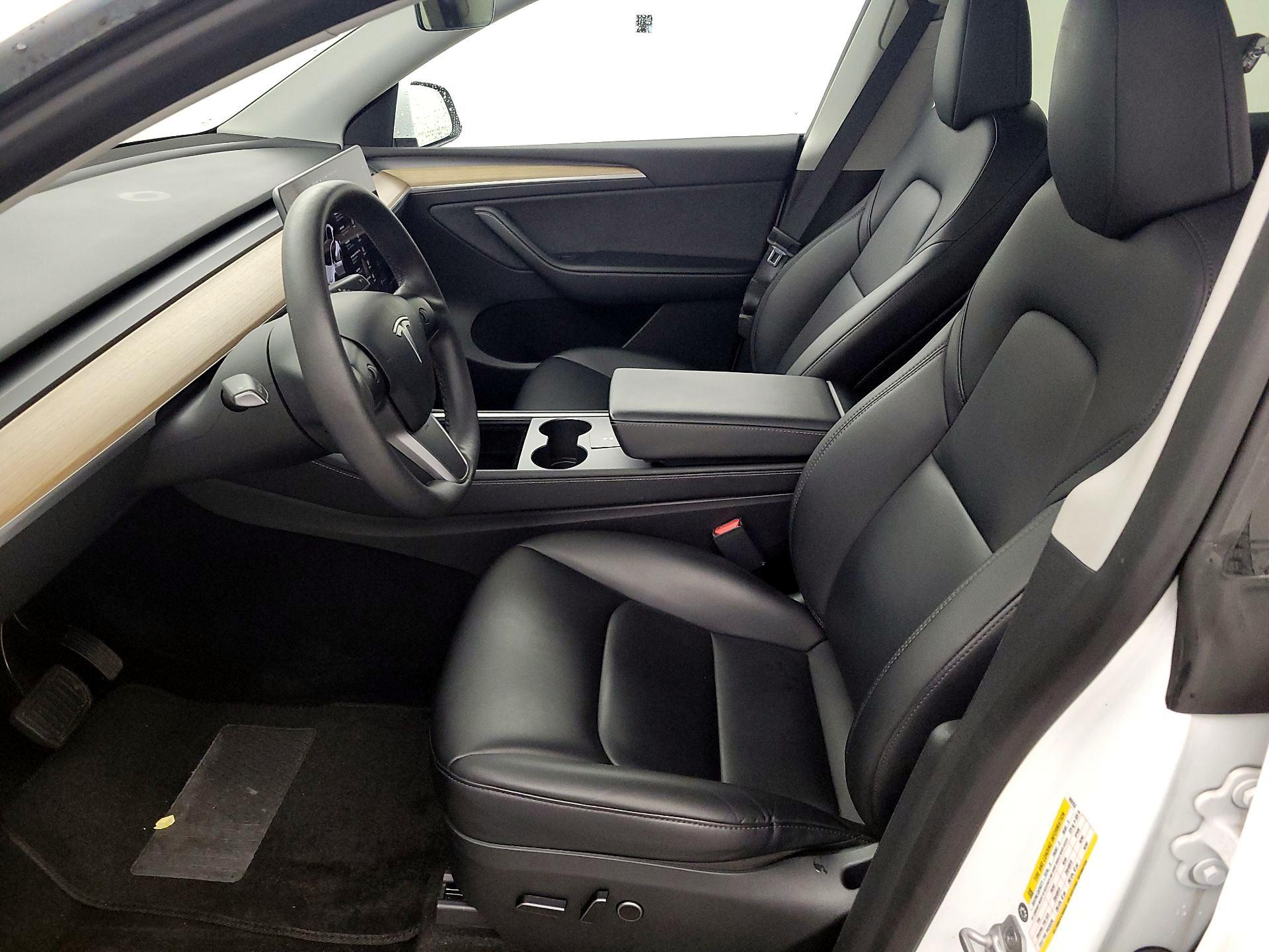 Thumbnail: 2023 Tesla Model Y - 11