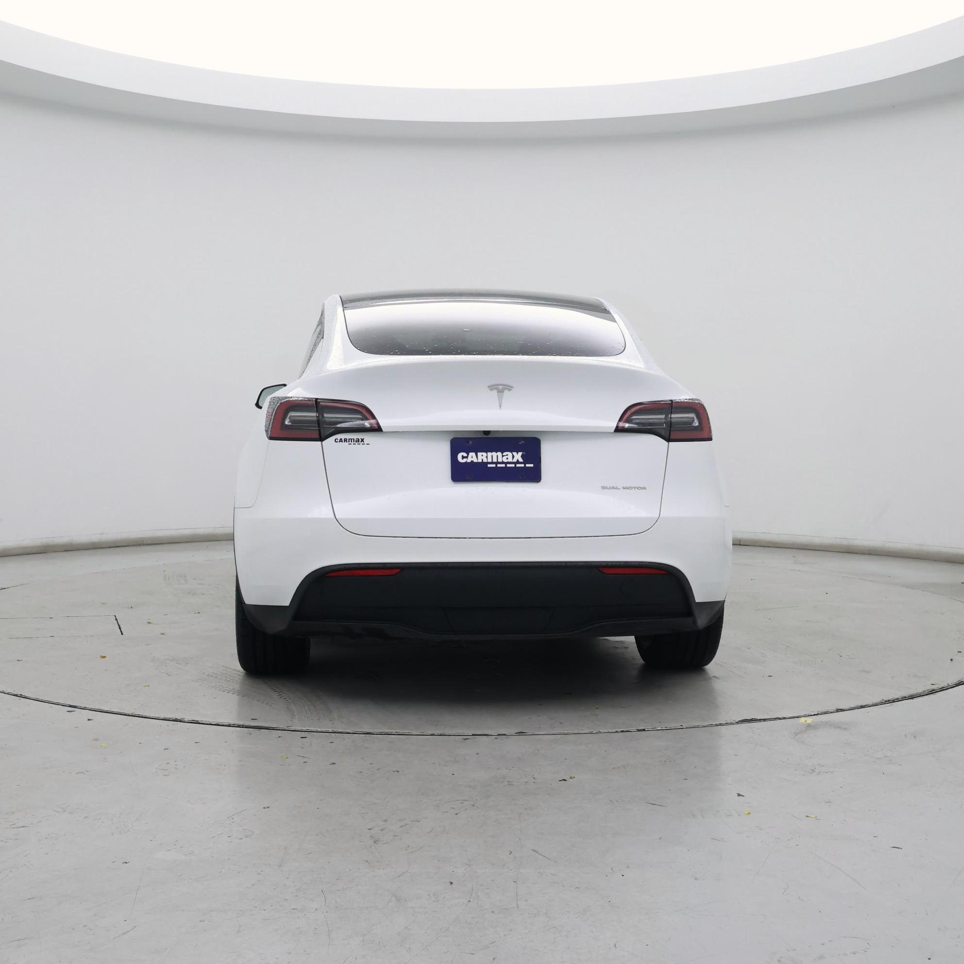 Thumbnail: 2023 Tesla Model Y - 6