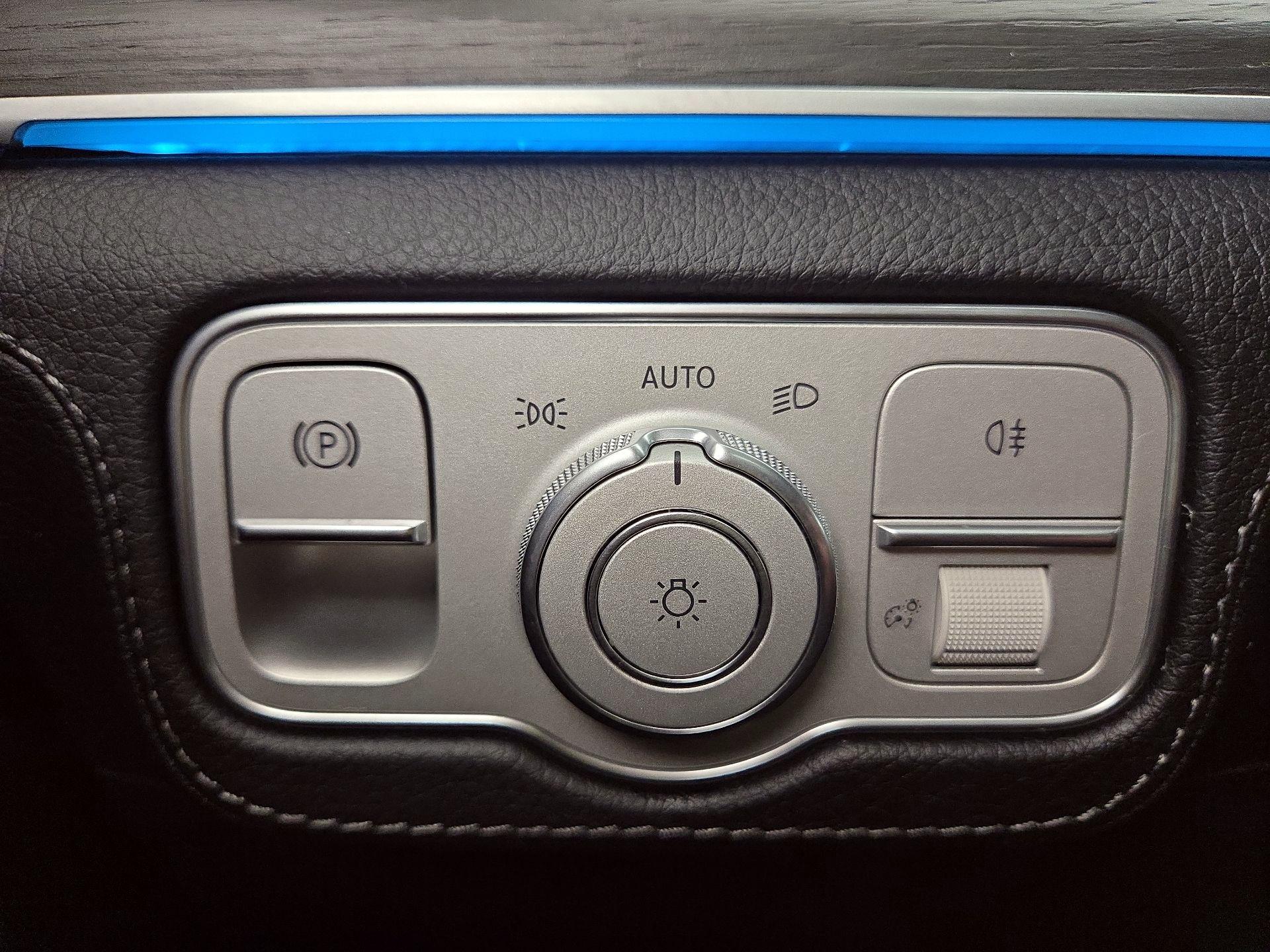 Thumbnail: 2025 Mercedes-Benz GLE - 13