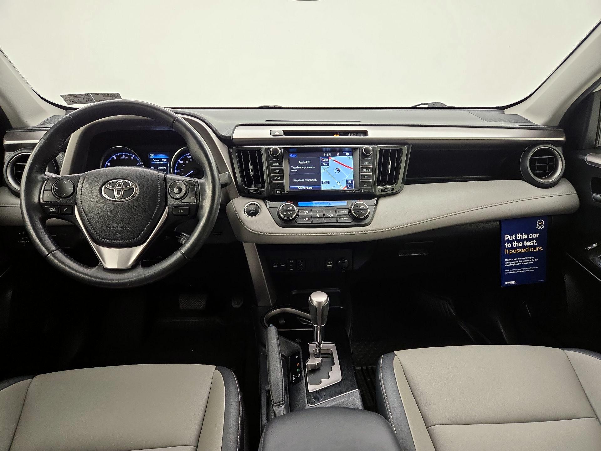 Thumbnail: 2018 Toyota RAV4 - 9