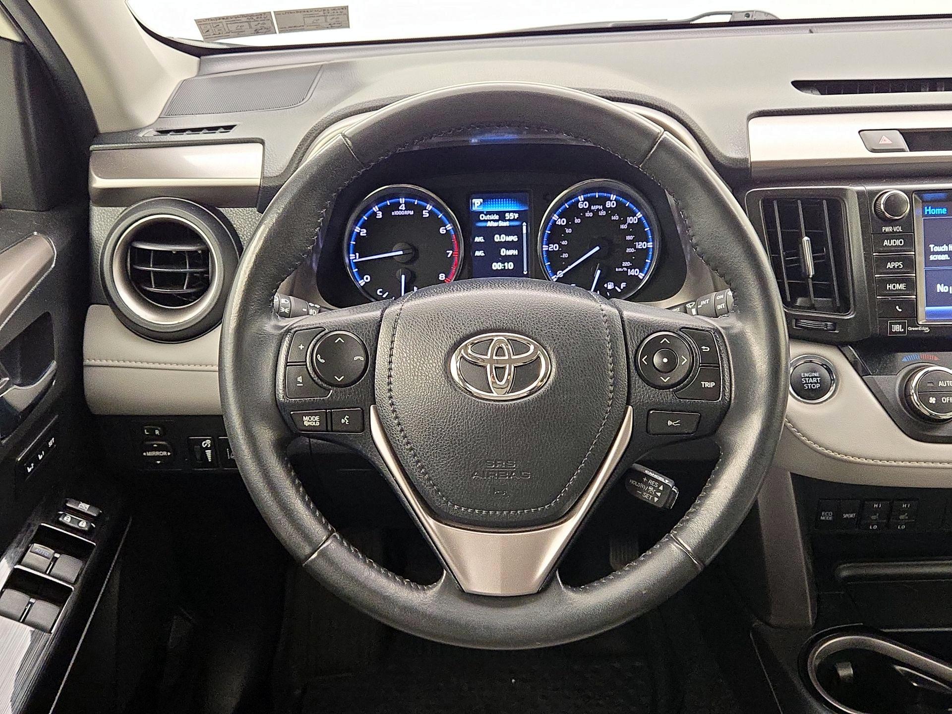 Thumbnail: 2018 Toyota RAV4 - 10