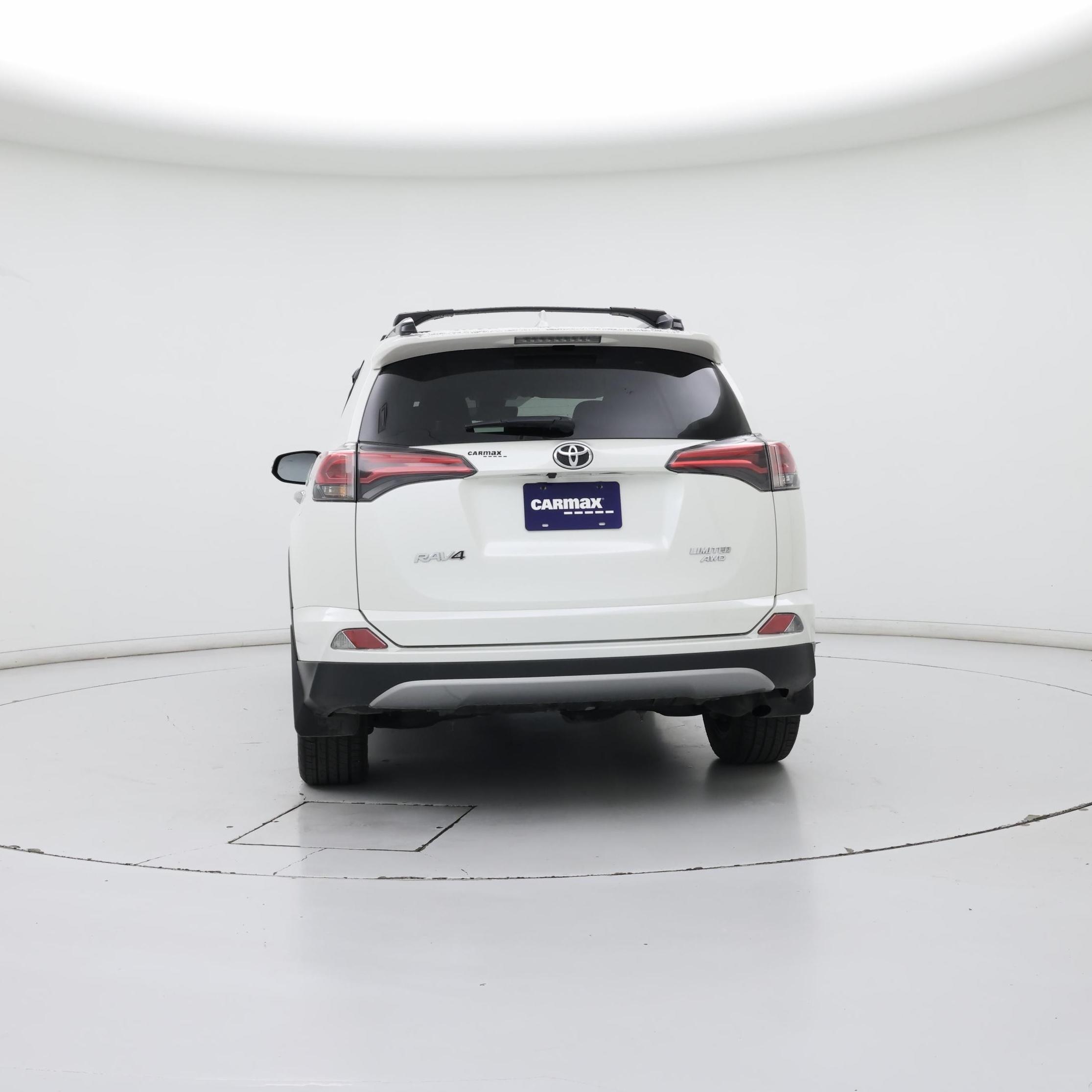 Thumbnail: 2018 Toyota RAV4 - 6