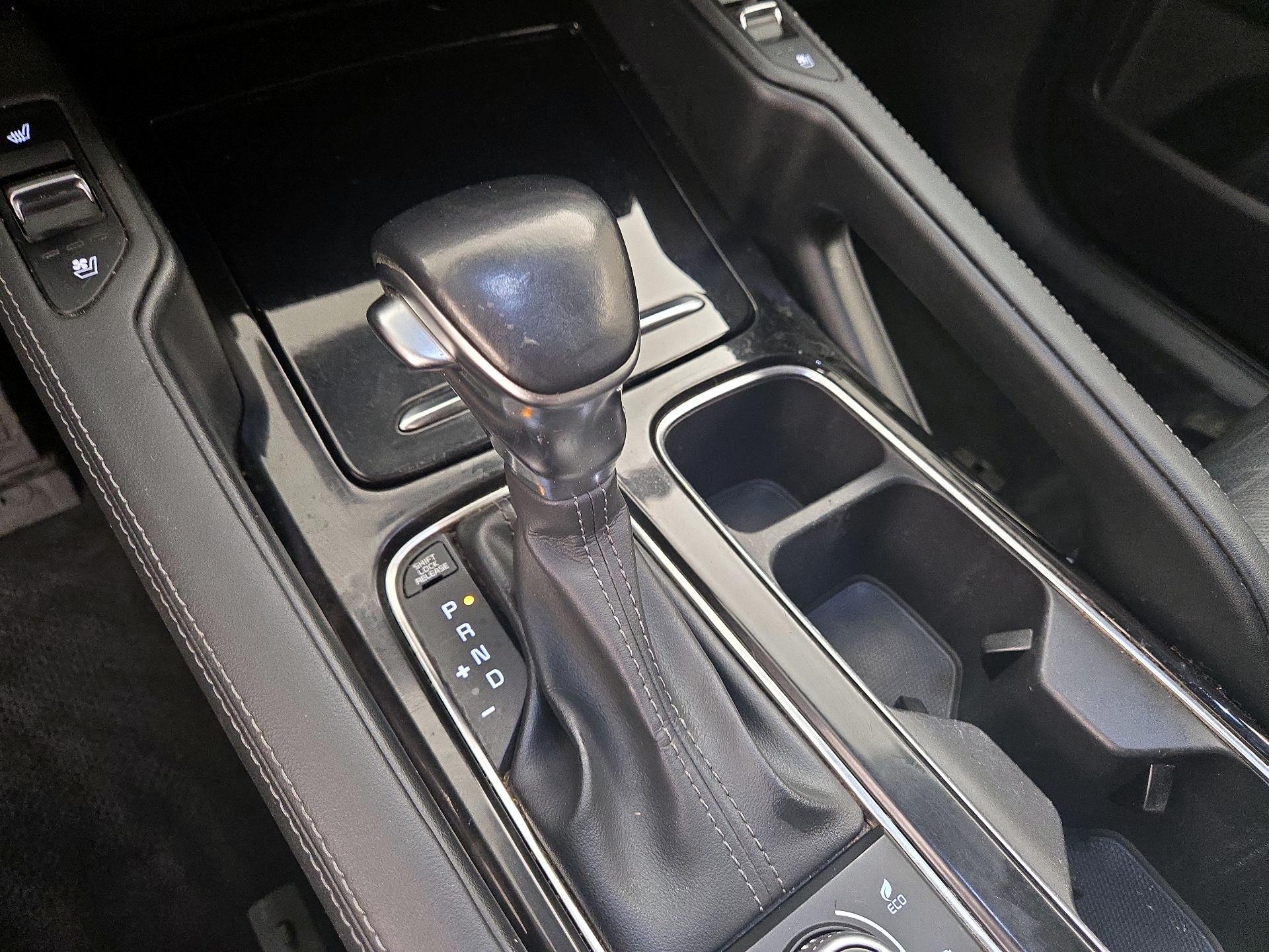 Thumbnail: 2021 Kia Telluride - 18