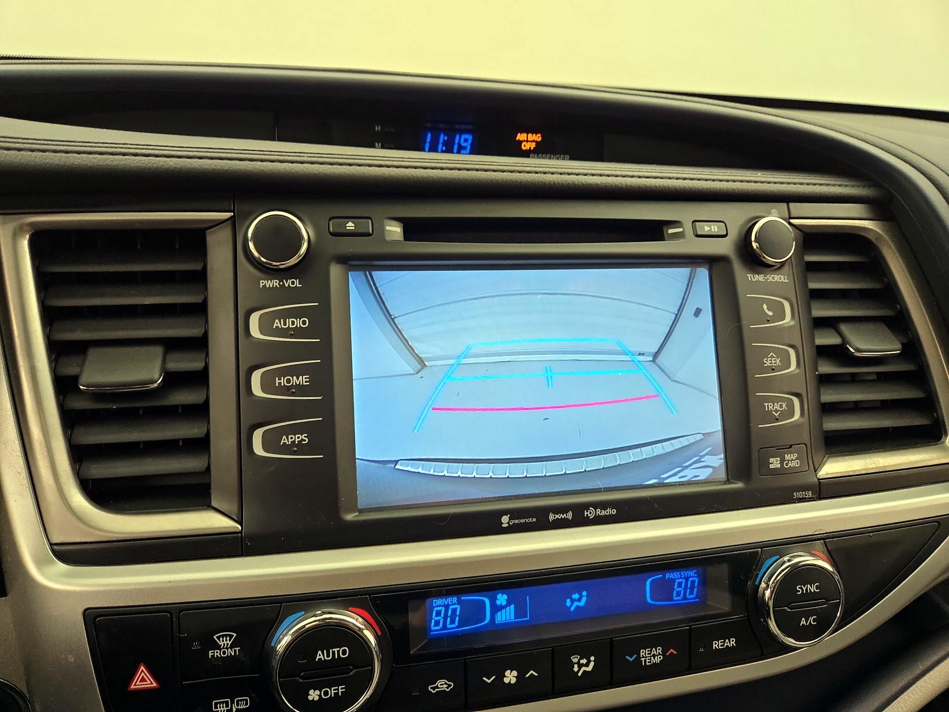 Thumbnail: 2016 Toyota Highlander - 15