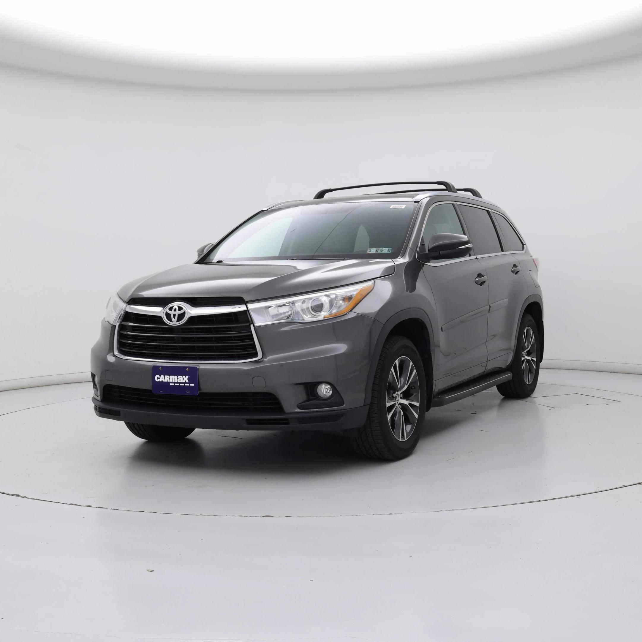 Thumbnail: 2016 Toyota Highlander - 4