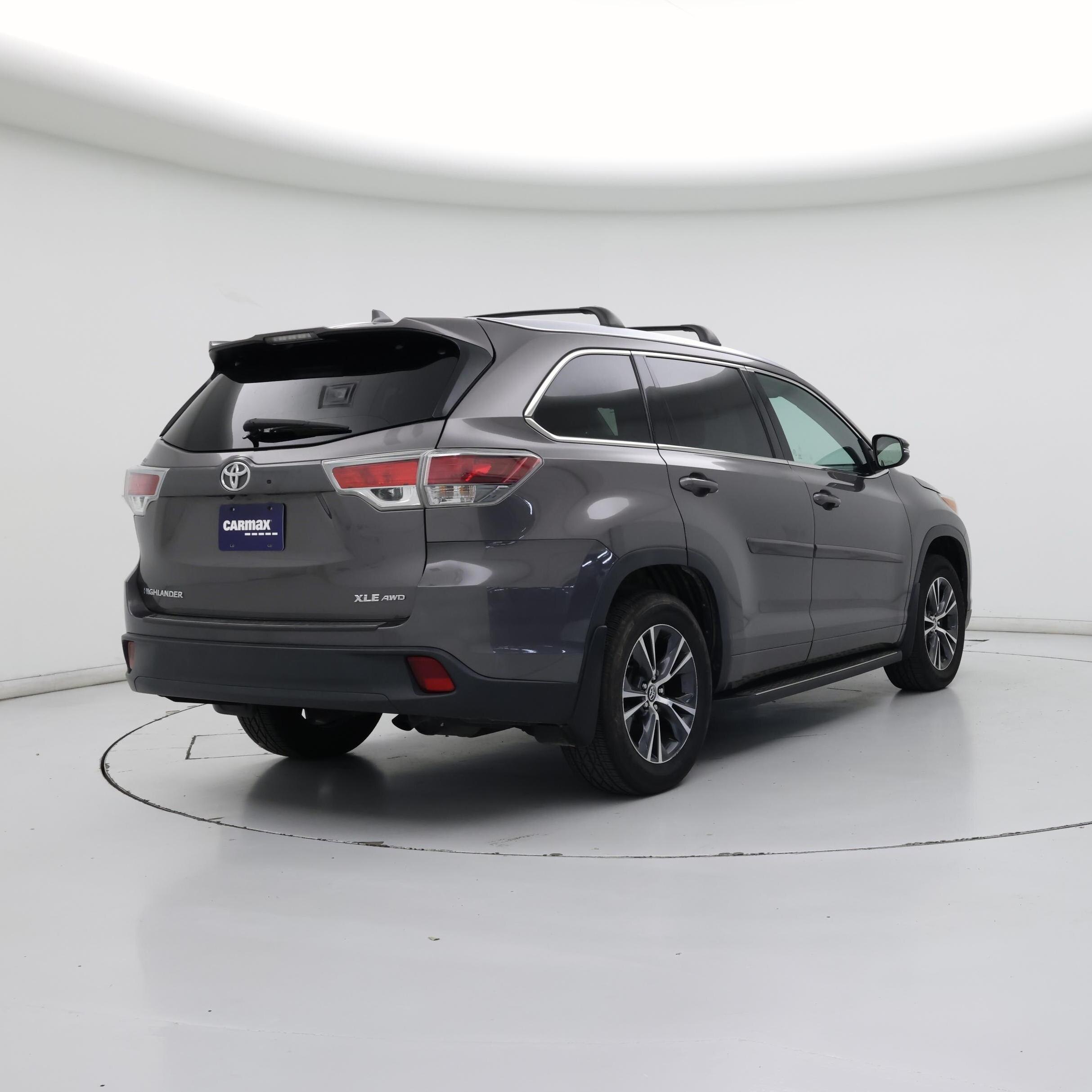 Thumbnail: 2016 Toyota Highlander - 8