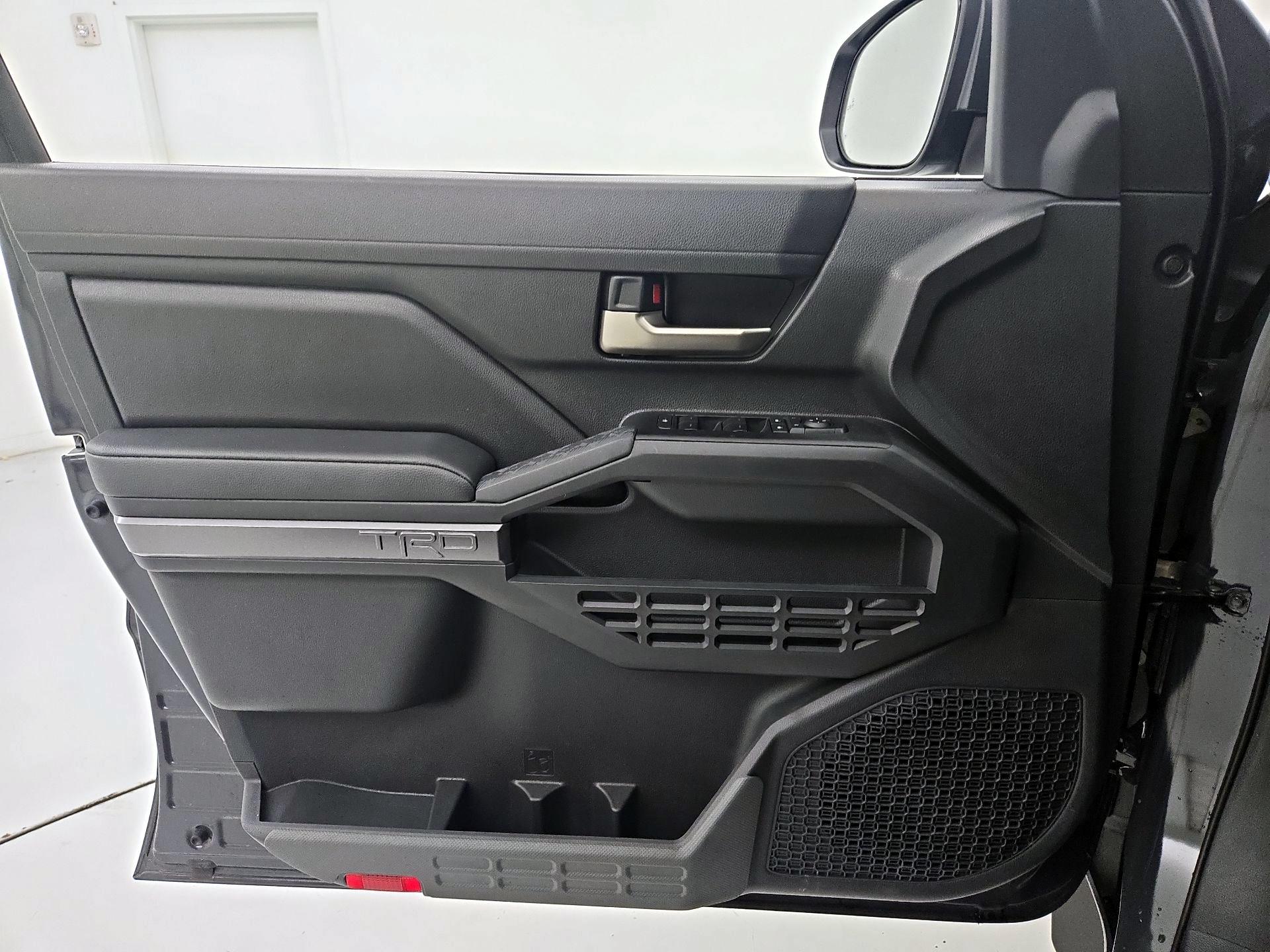 Thumbnail: 2025 Toyota Tacoma - 12