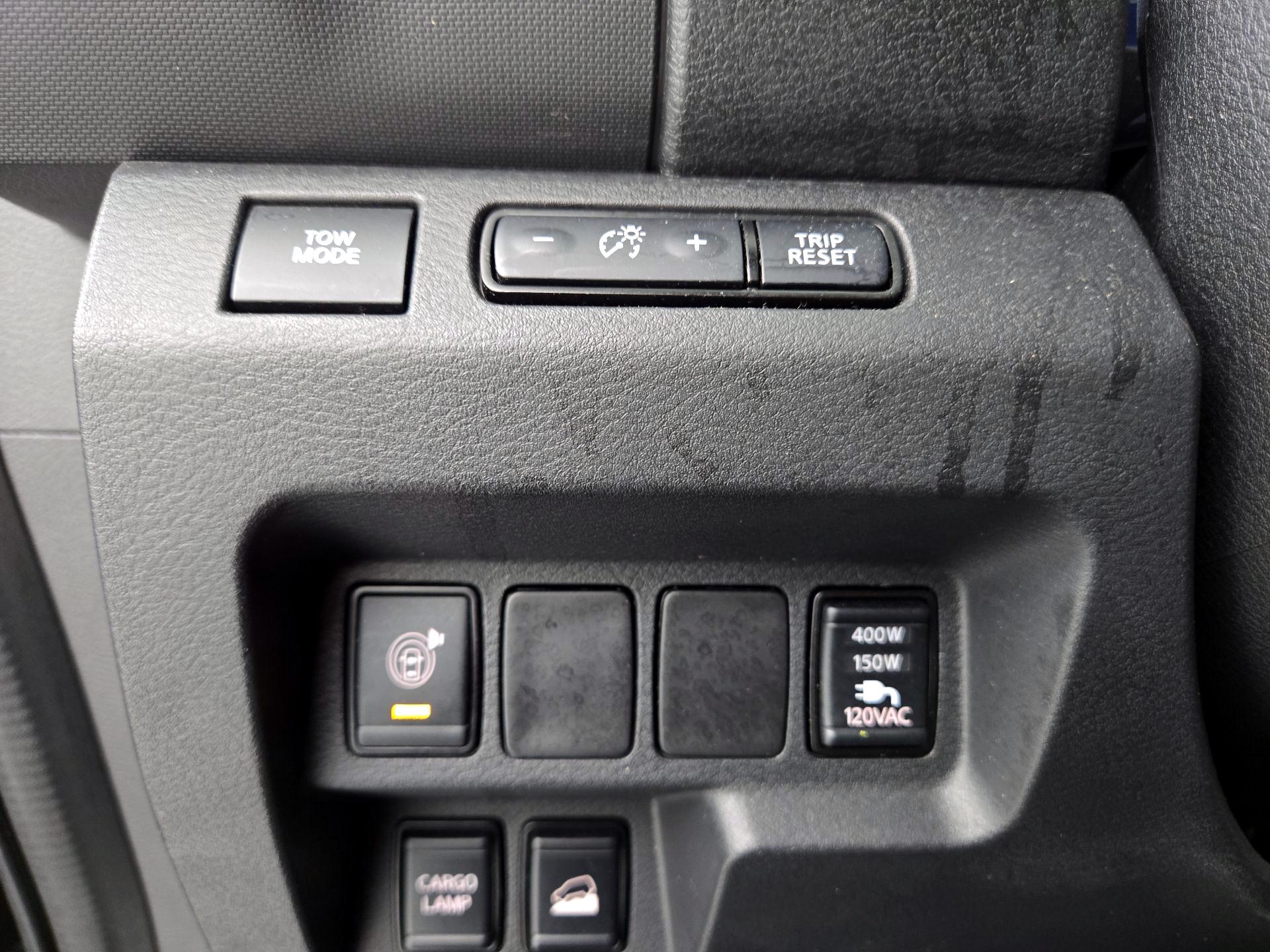 Thumbnail: 2023 Nissan Frontier - 13