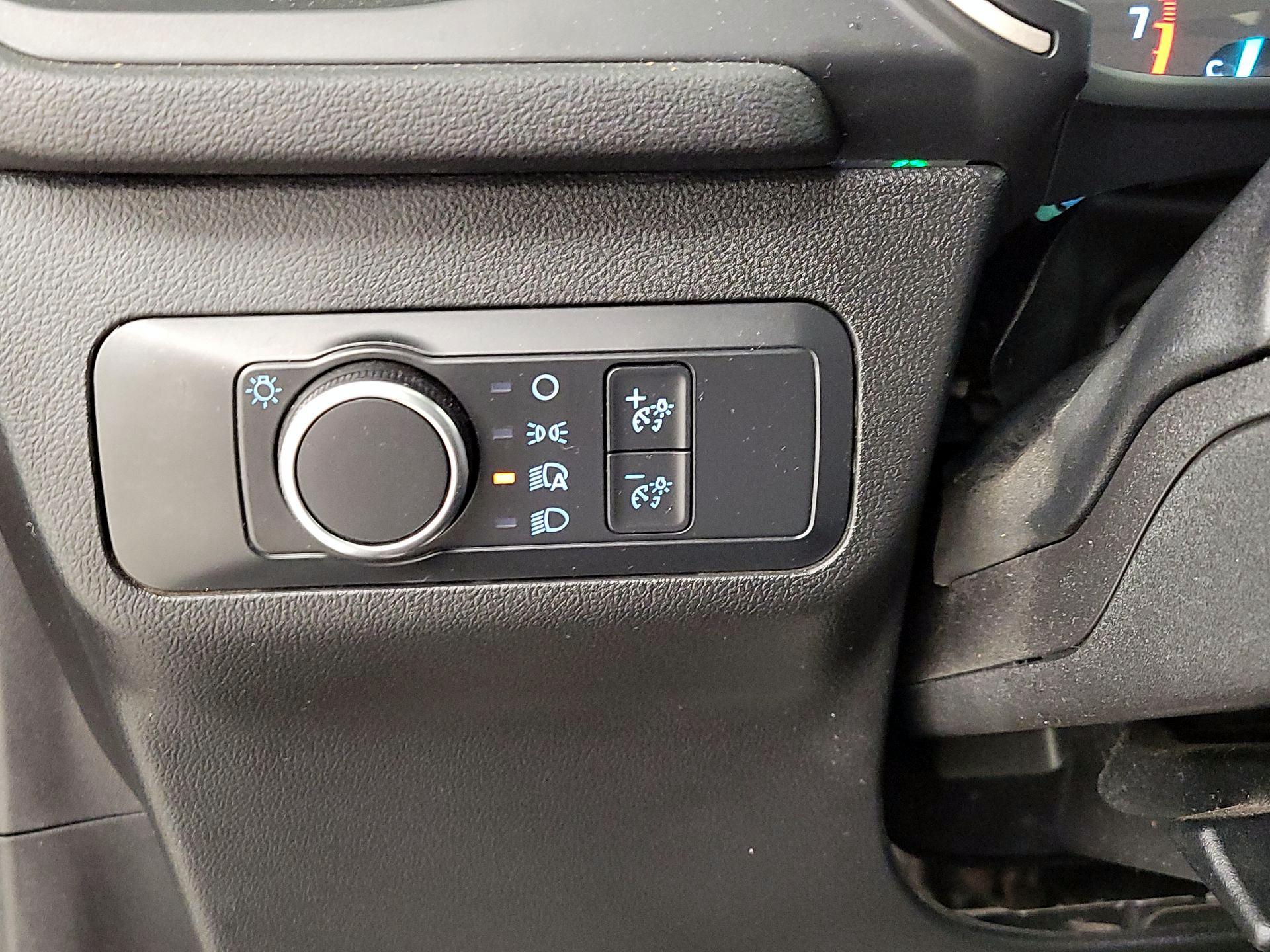 Thumbnail: 2022 Ford Escape - 13