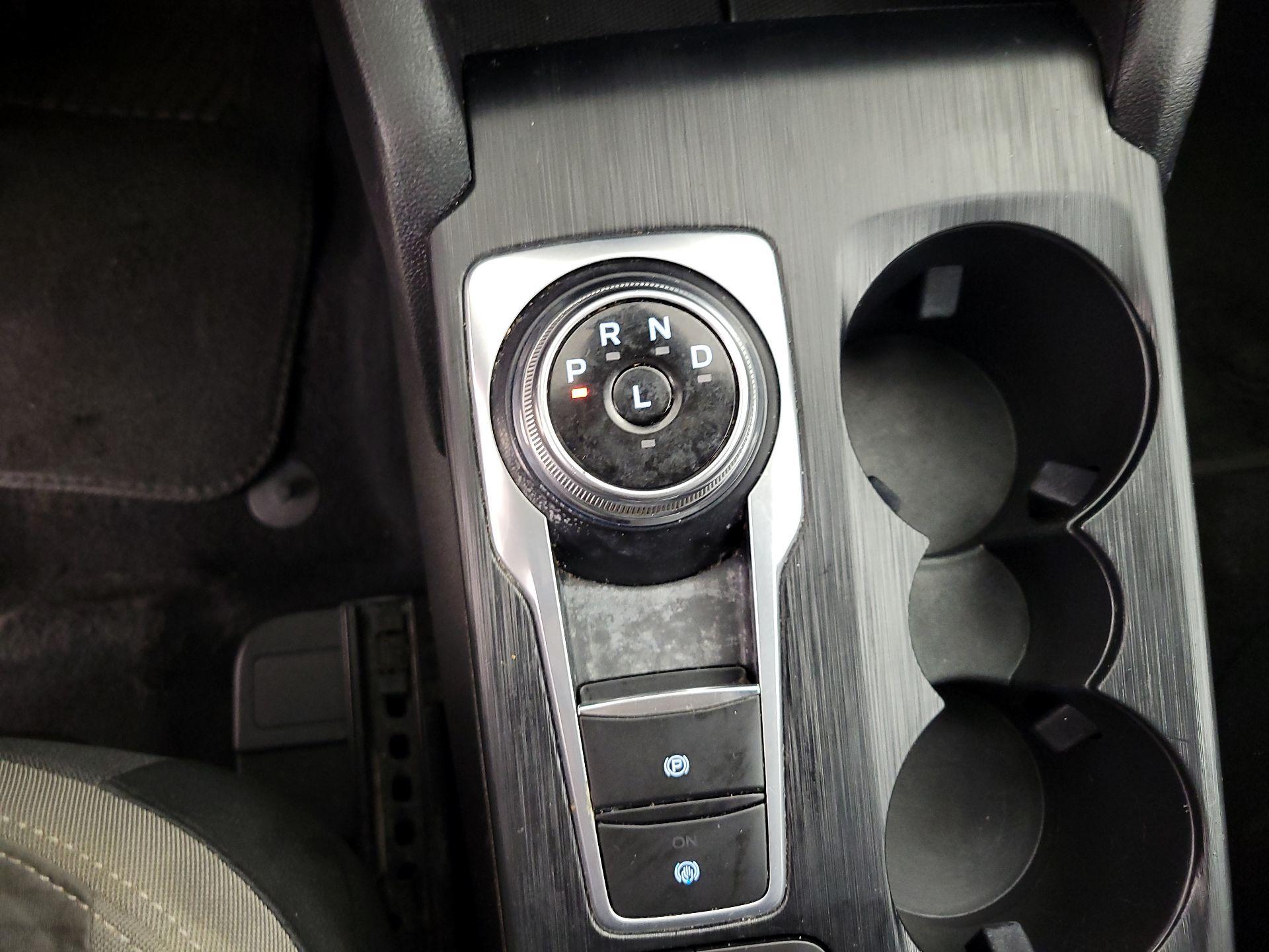 Thumbnail: 2022 Ford Escape - 17