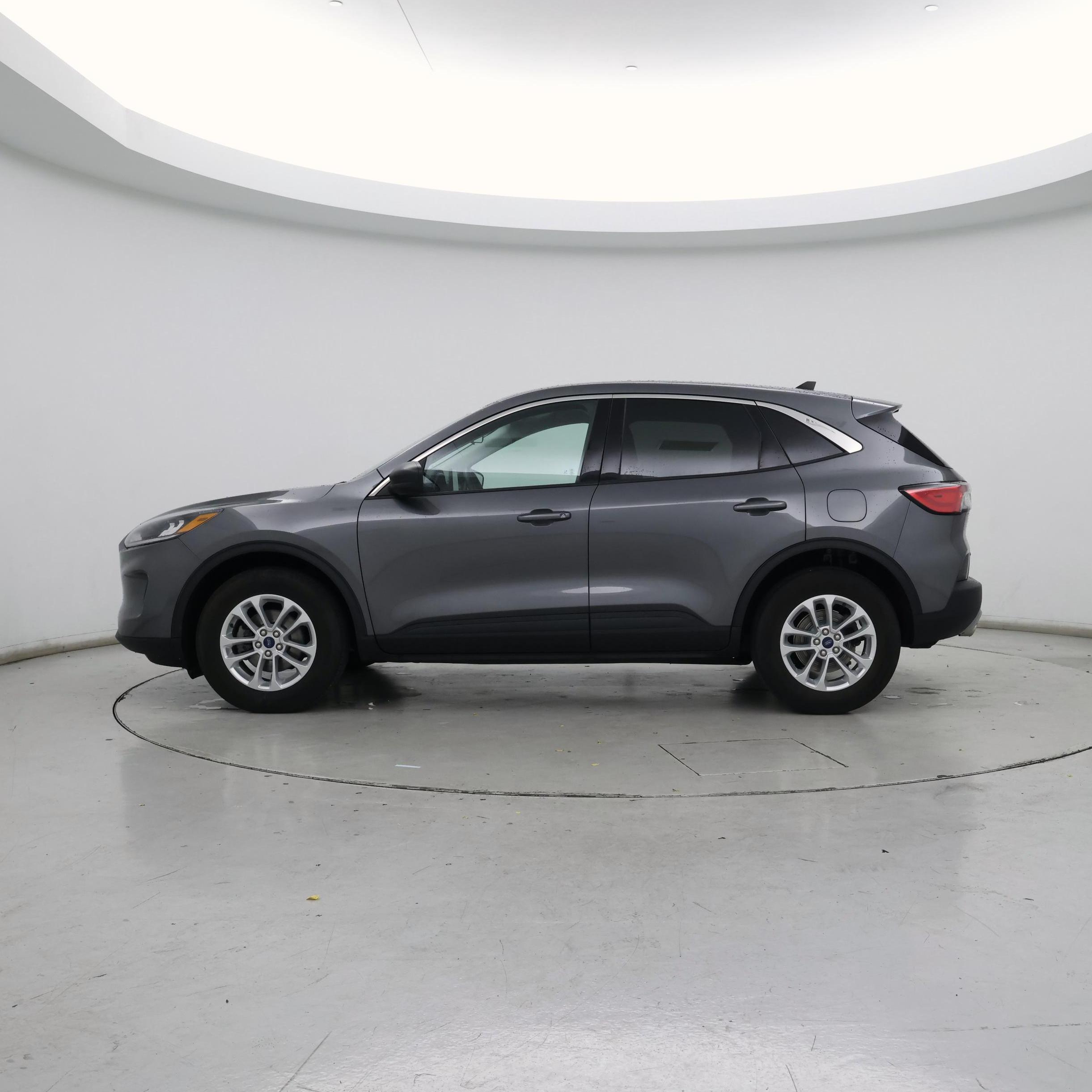 Thumbnail: 2022 Ford Escape - 3