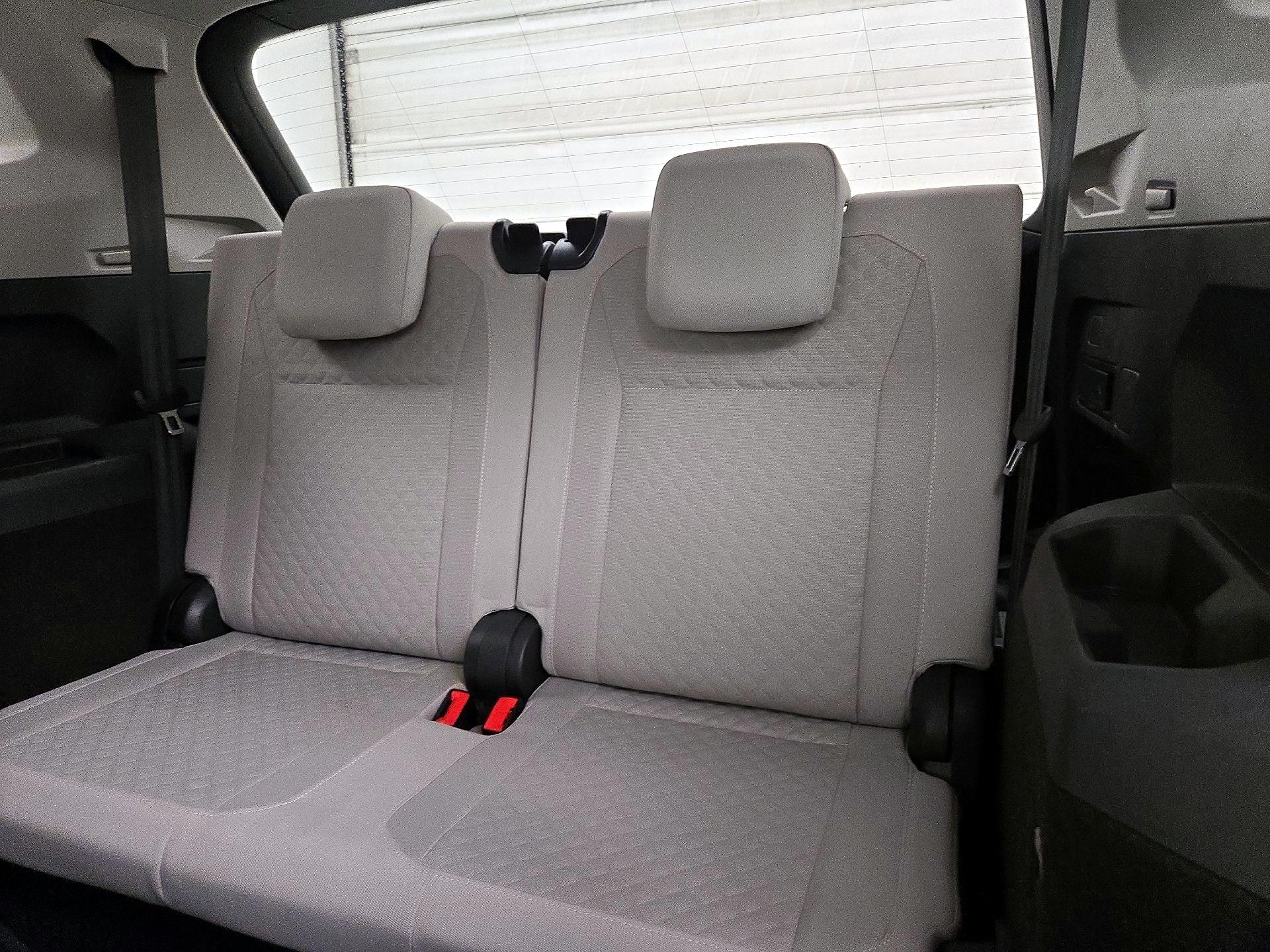 Thumbnail: 2021 Volkswagen Tiguan - 19