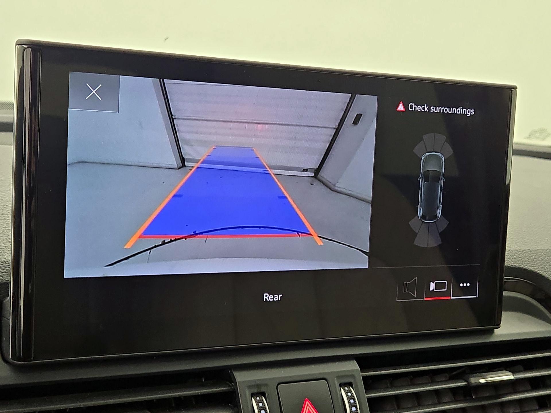 Thumbnail: 2023 Audi Q5 - 13