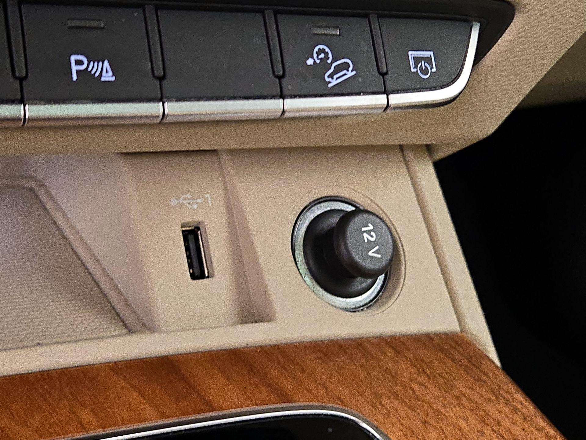 Thumbnail: 2023 Audi Q5 - 17