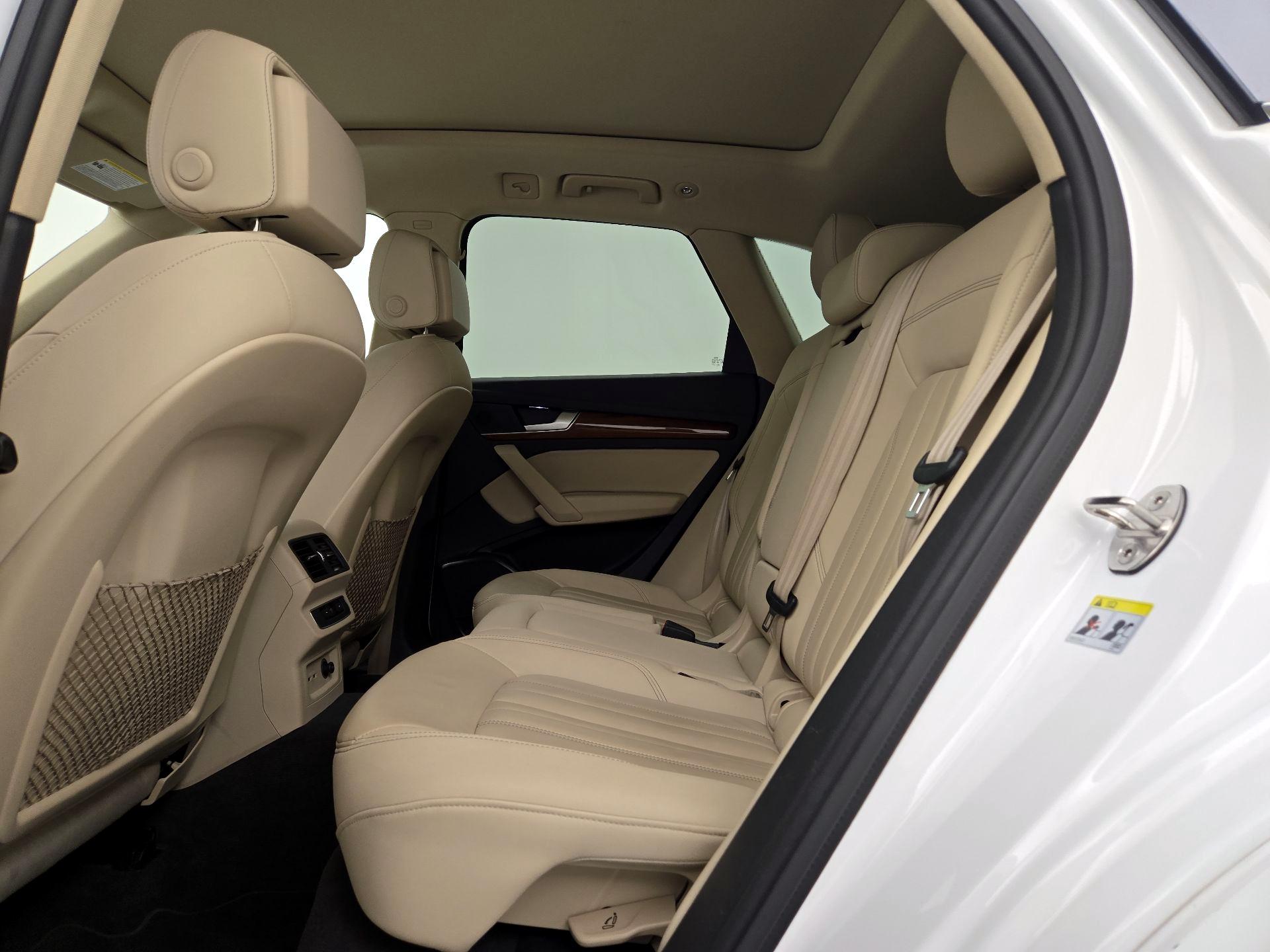 Thumbnail: 2023 Audi Q5 - 19