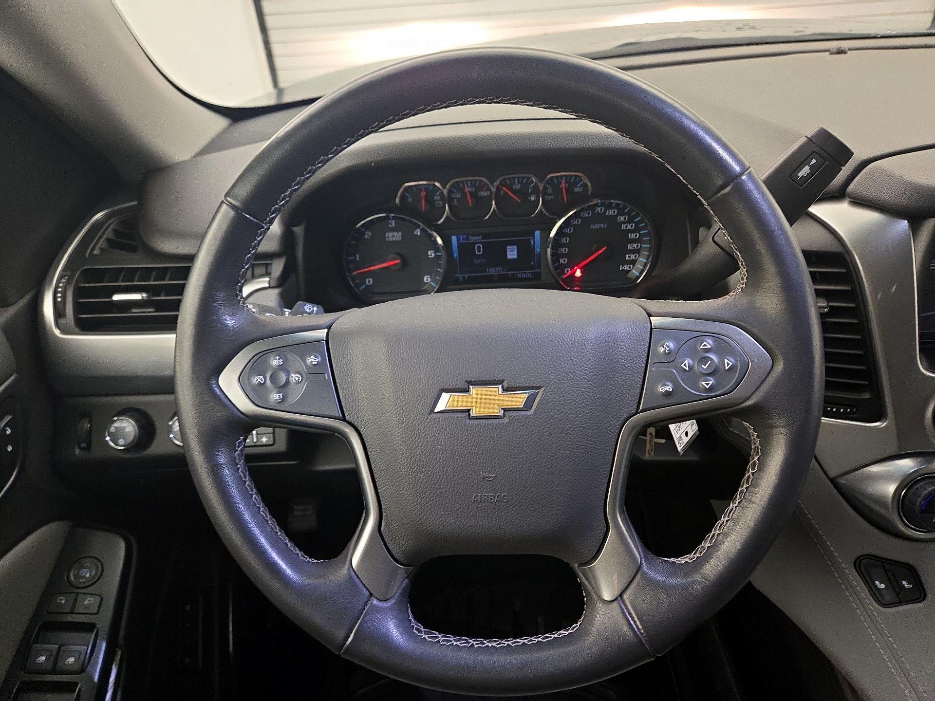 Thumbnail: 2019 Chevrolet Tahoe - 10