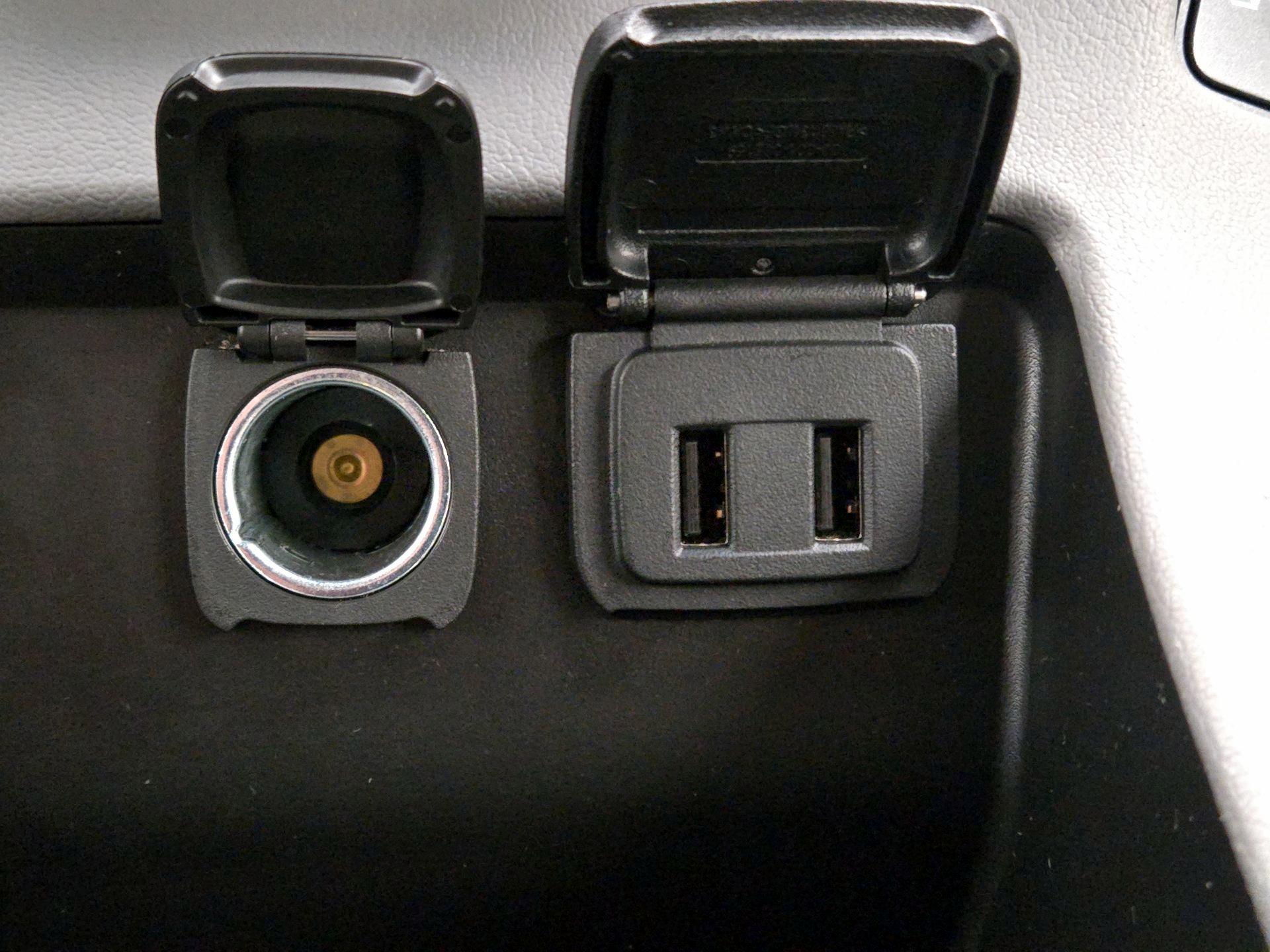 Thumbnail: 2019 Chevrolet Tahoe - 19