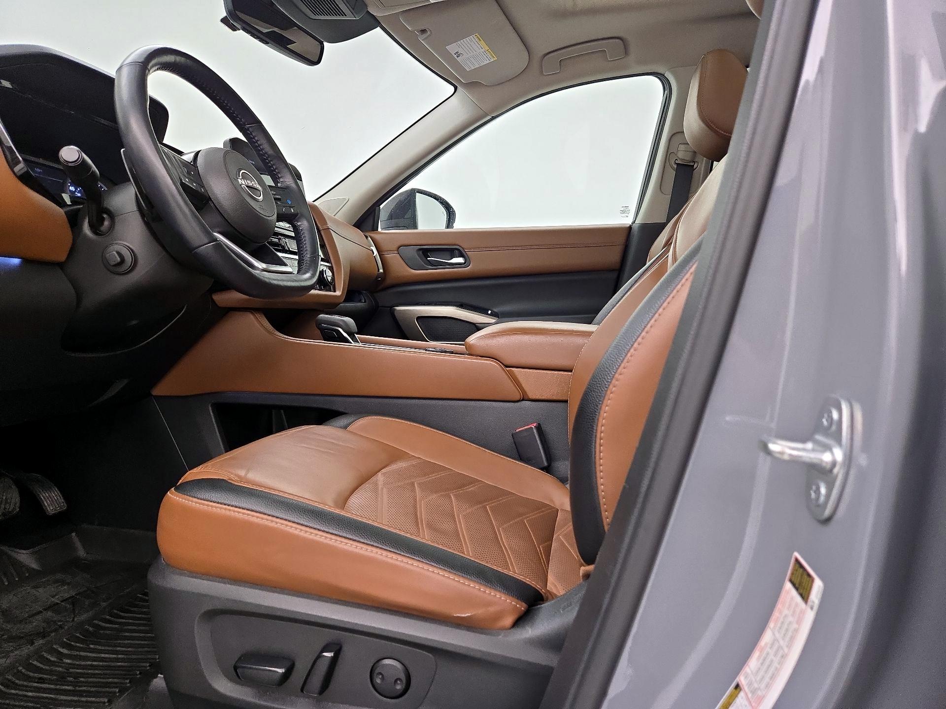 Thumbnail: 2023 Nissan Pathfinder - 11