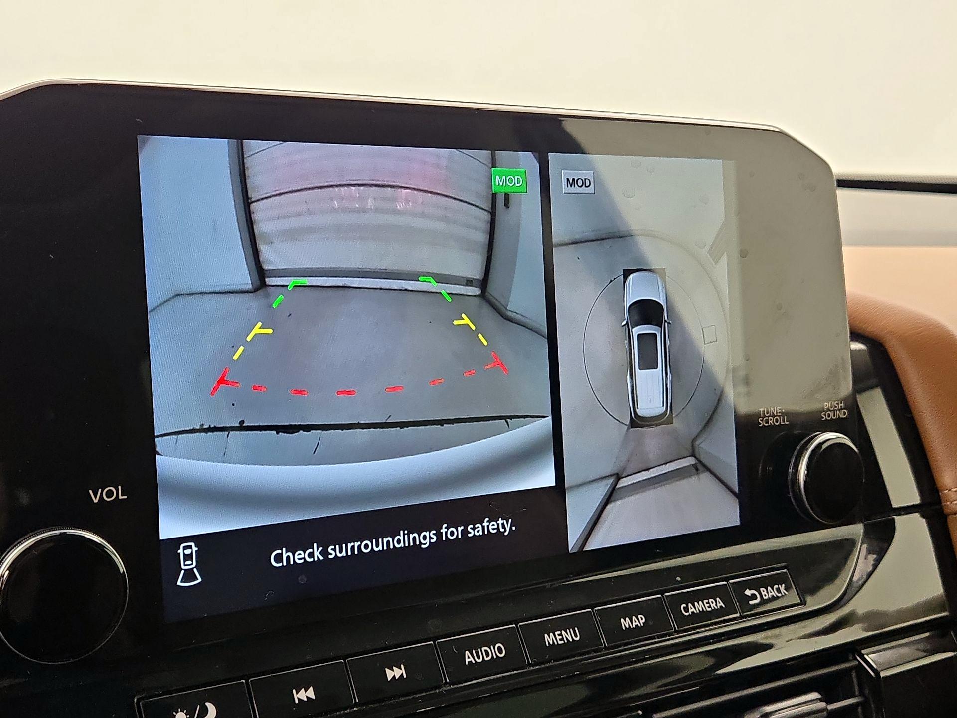 Thumbnail: 2023 Nissan Pathfinder - 15