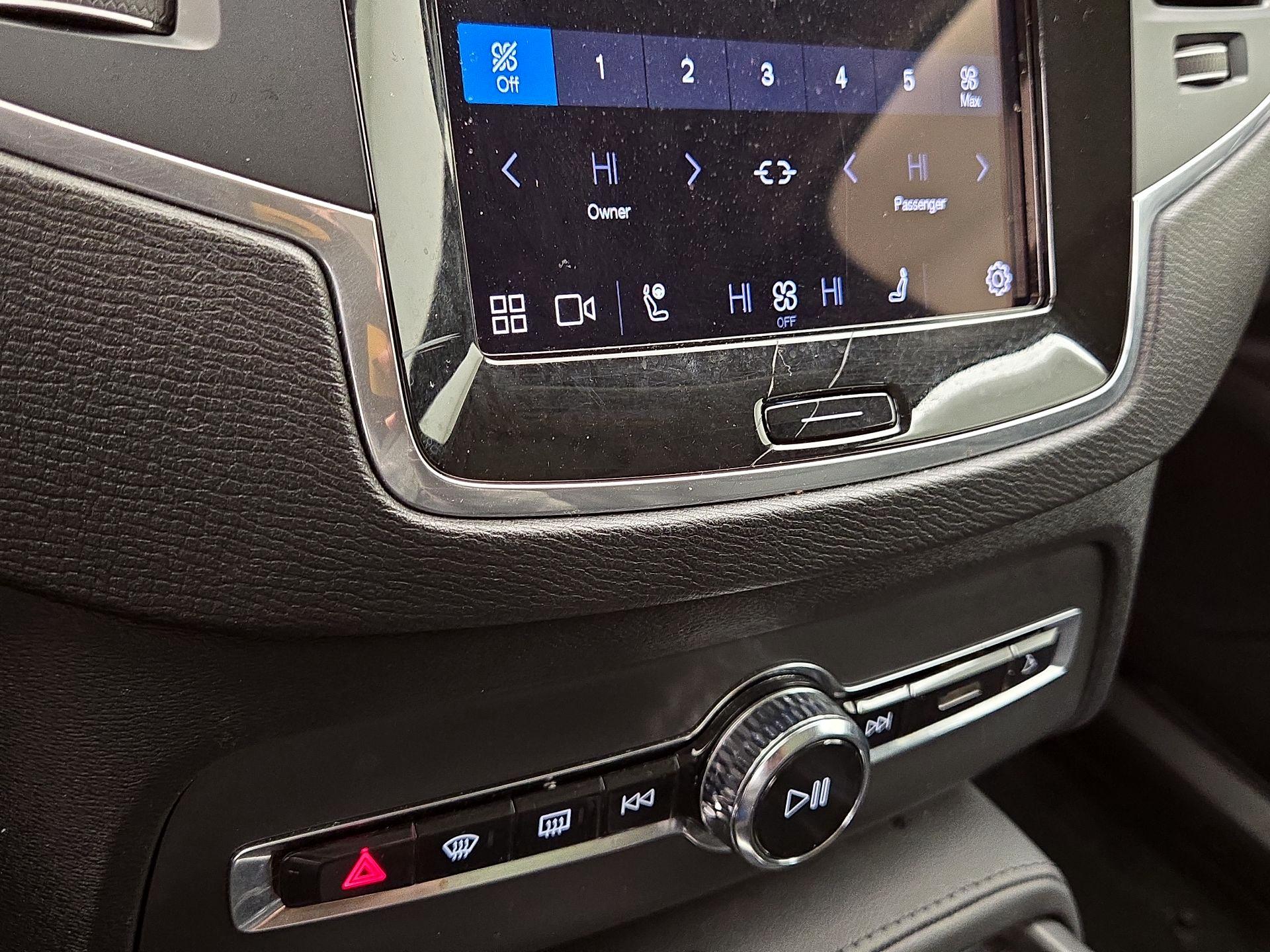 Thumbnail: 2024 Volvo XC90 - 16