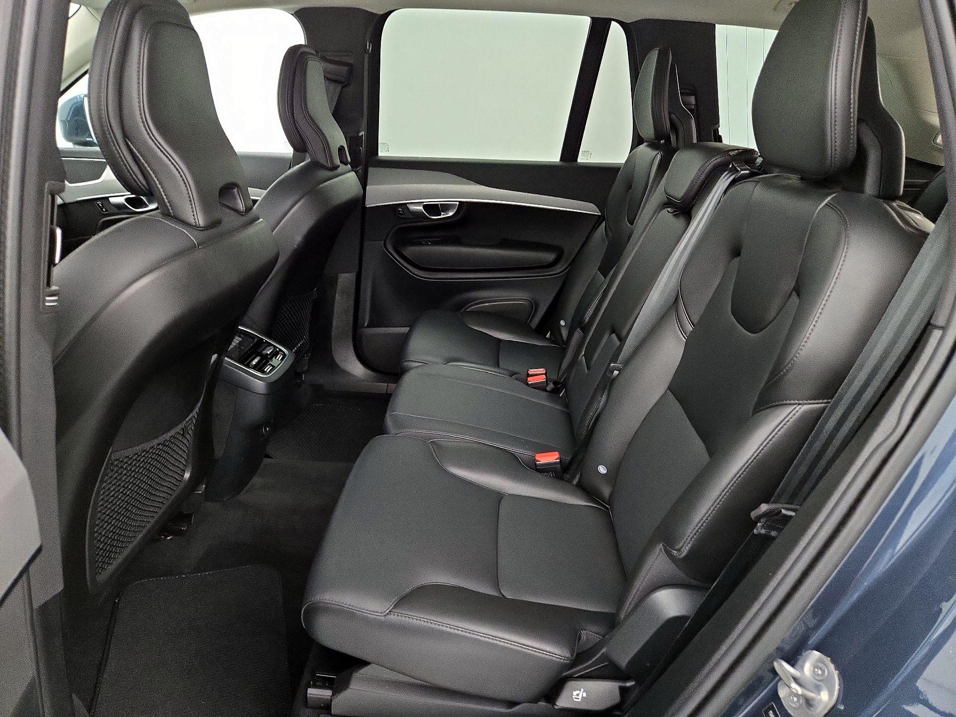 Thumbnail: 2024 Volvo XC90 - 18