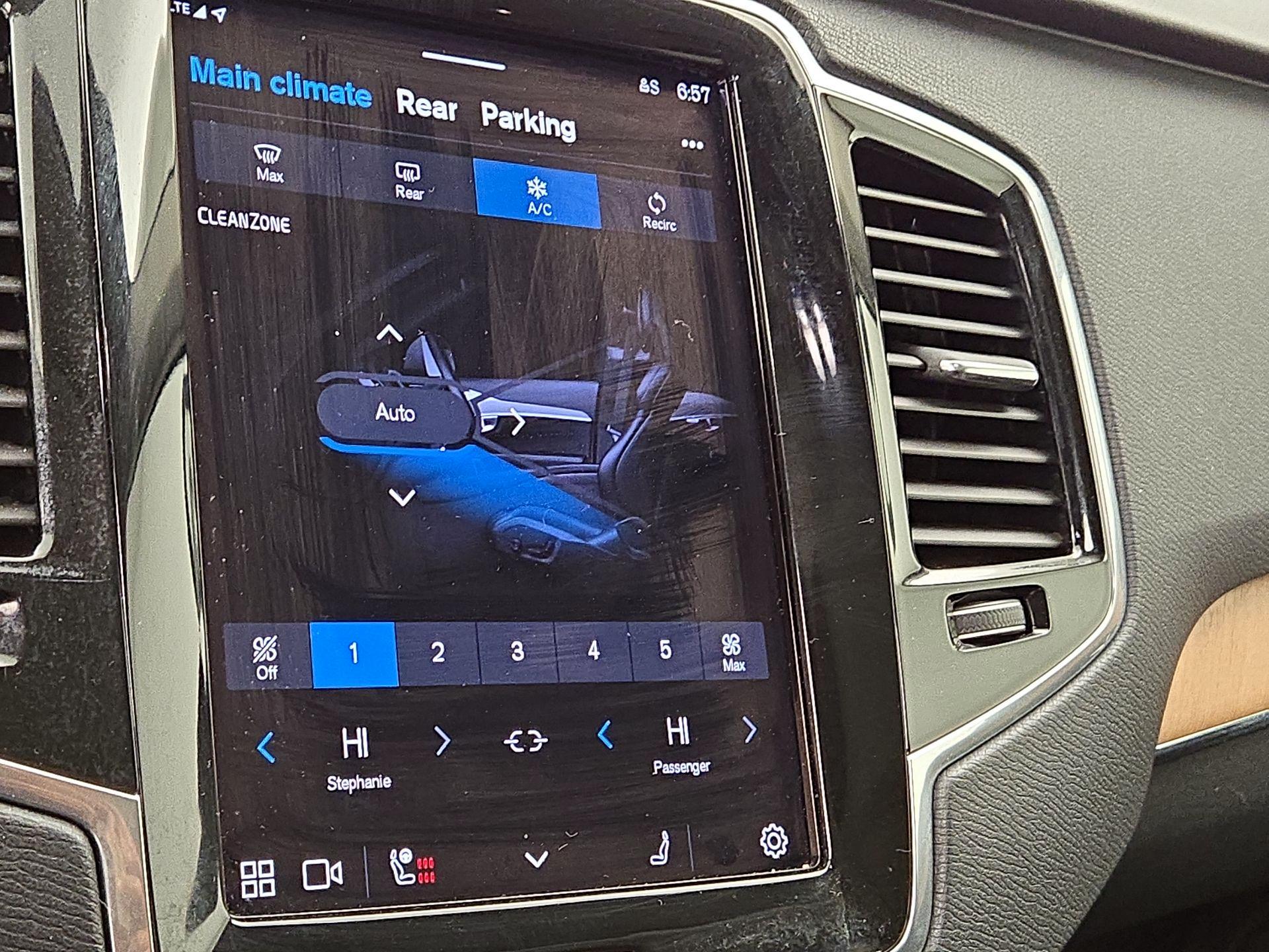 Thumbnail: 2023 Volvo XC90 - 16