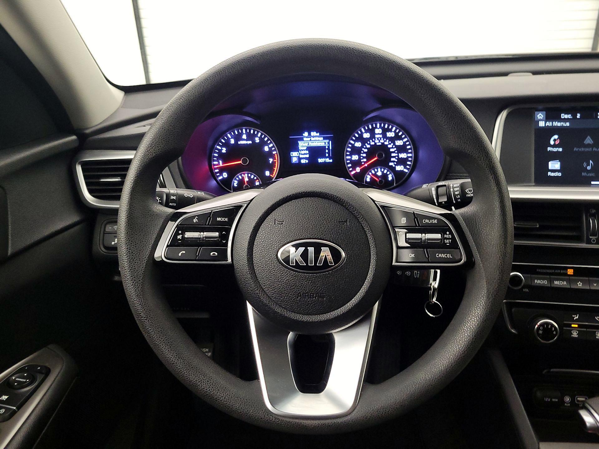 Thumbnail: 2019 Kia Optima - 10