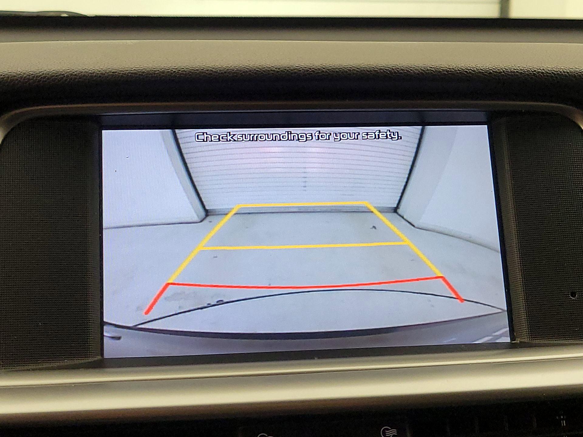 Thumbnail: 2019 Kia Optima - 14