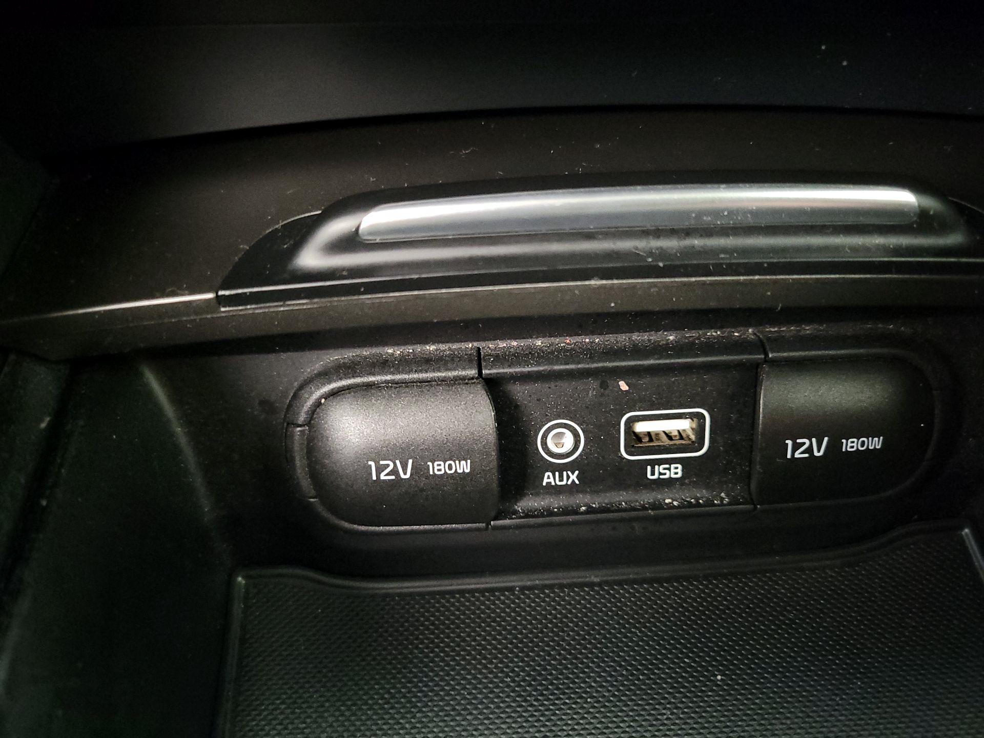 Thumbnail: 2019 Kia Optima - 18