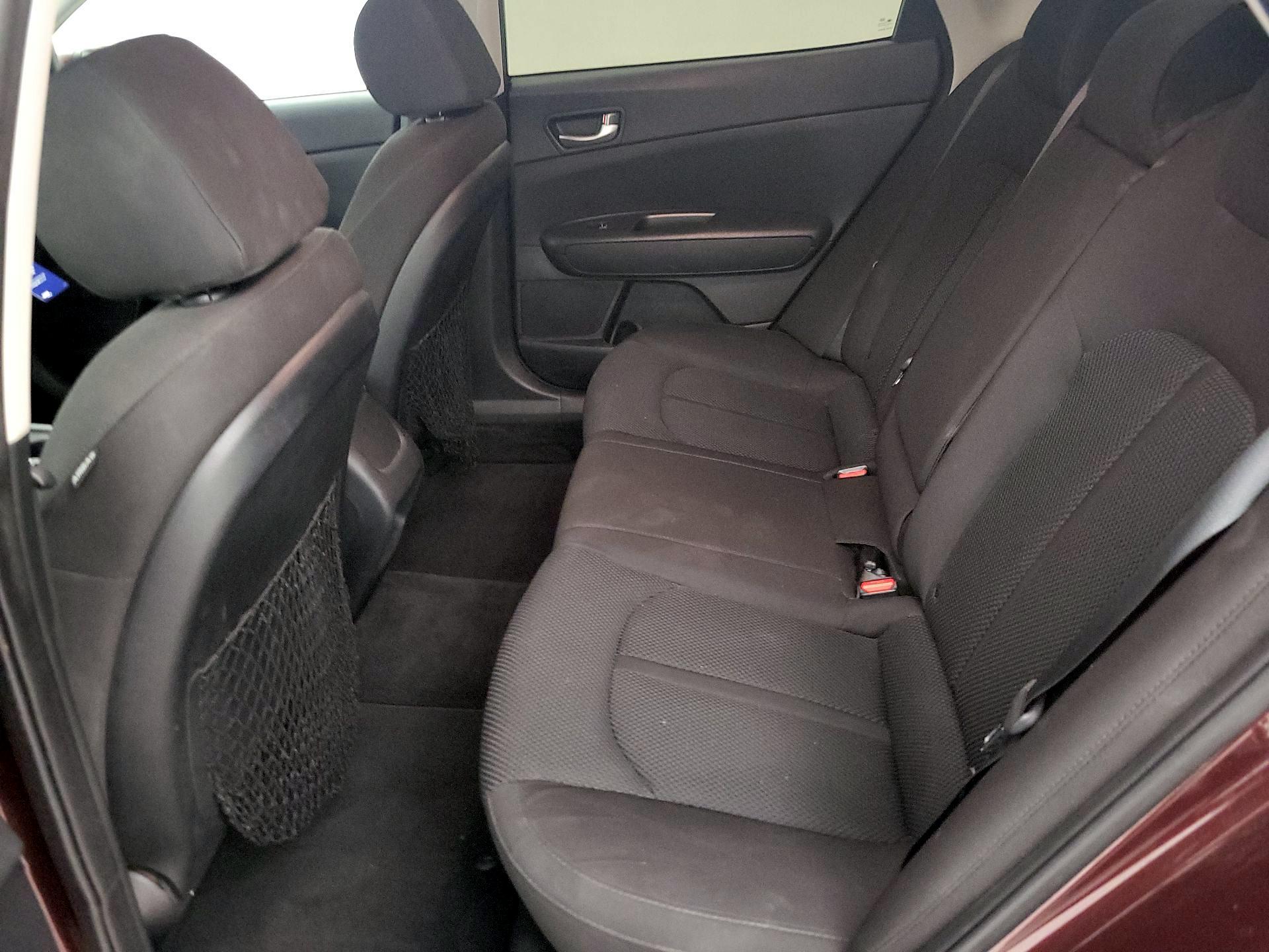 Thumbnail: 2019 Kia Optima - 19