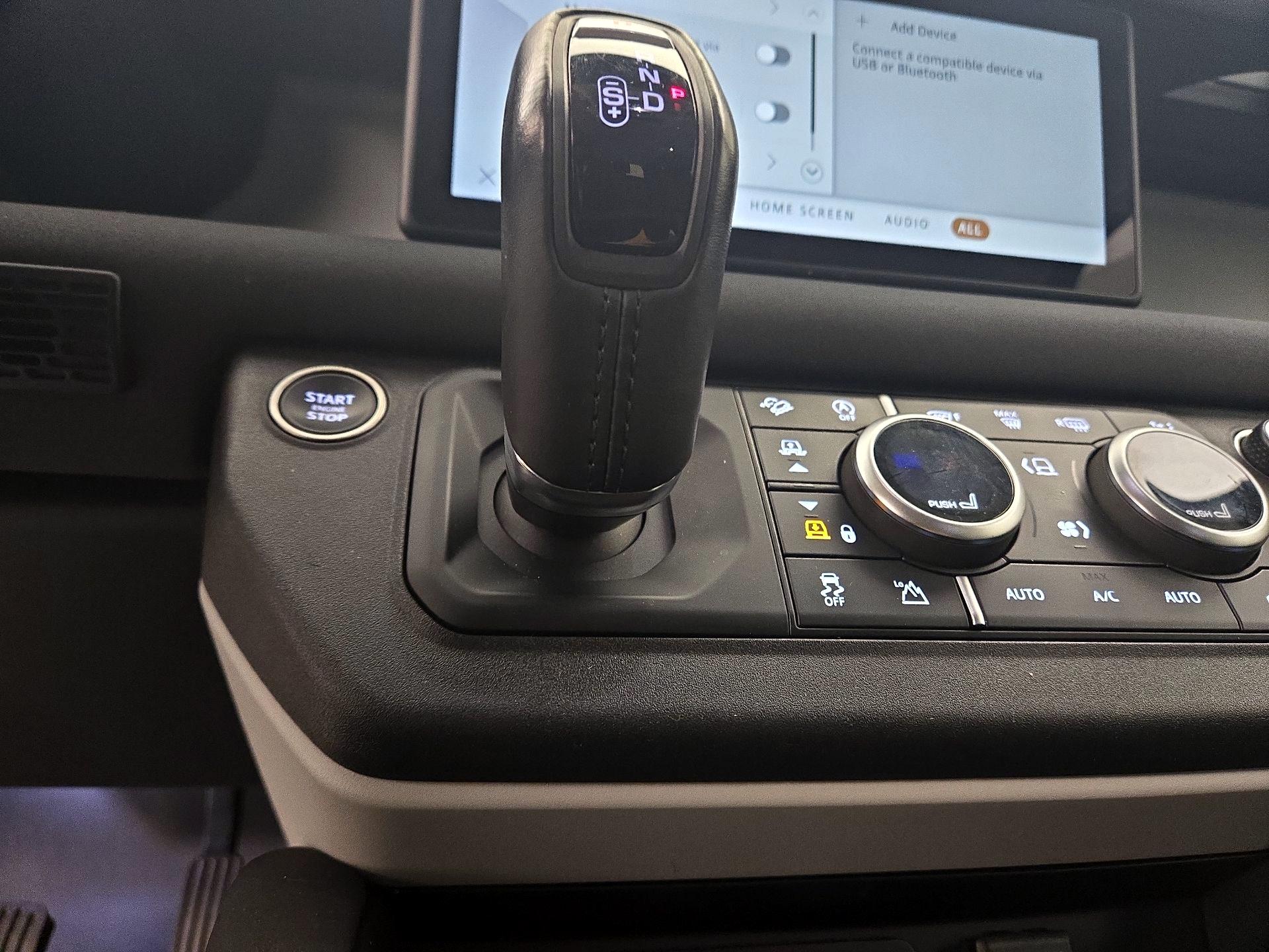 Thumbnail: 2023 Land Rover Defender - 17