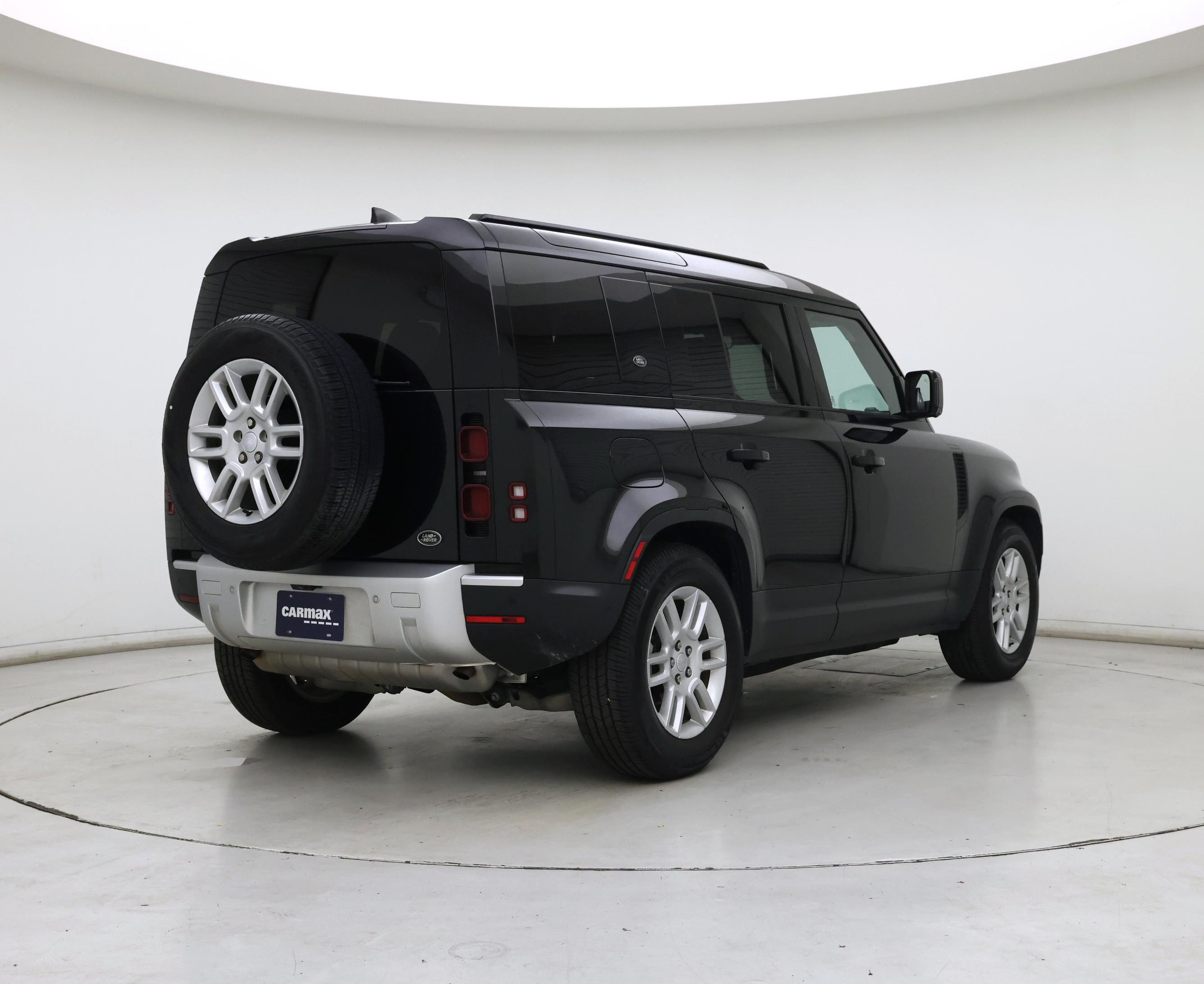 Thumbnail: 2023 Land Rover Defender - 8