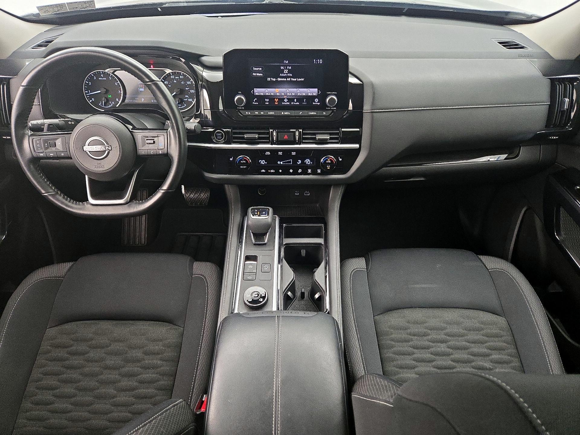 Thumbnail: 2022 Nissan Pathfinder - 9