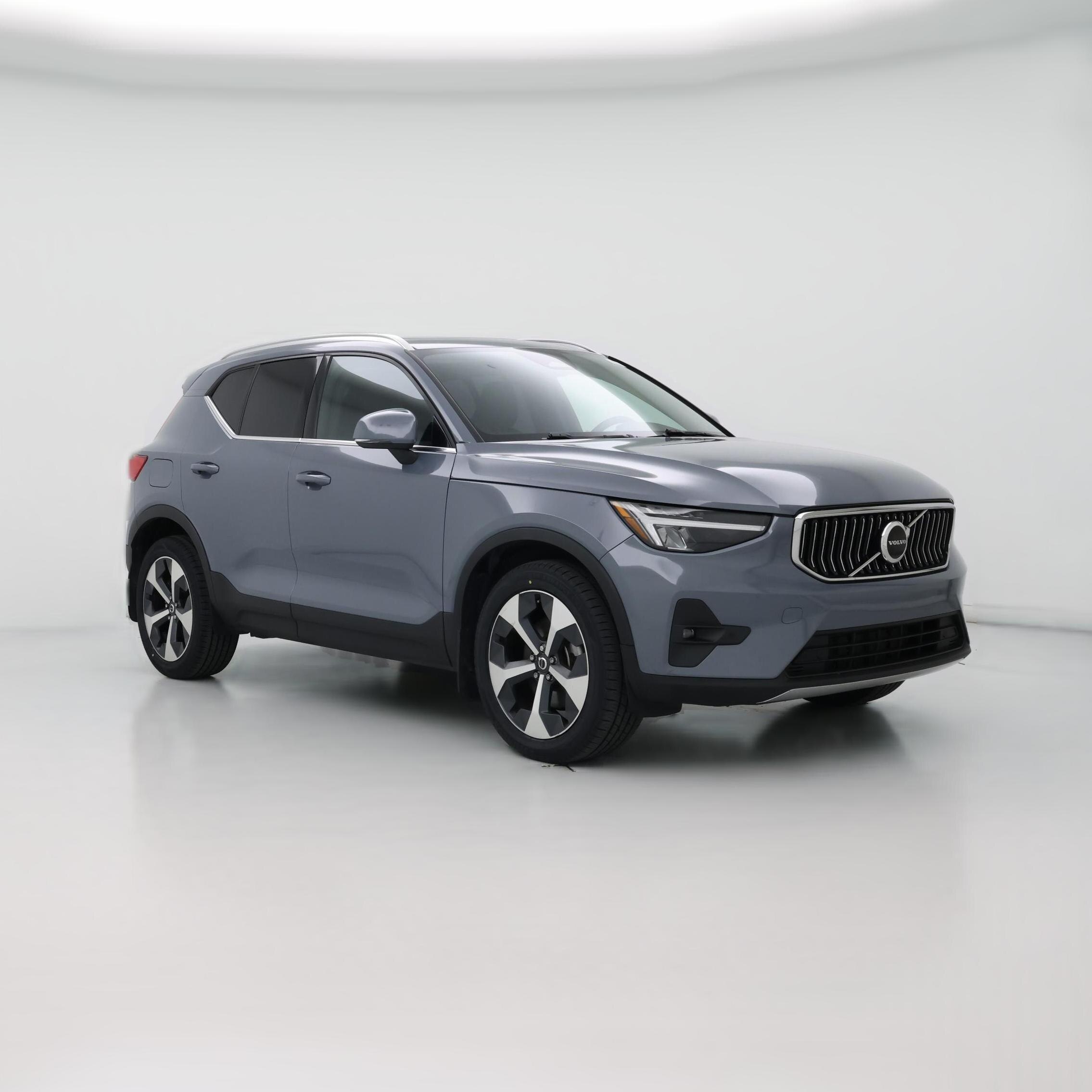 Thumbnail: 2023 Volvo XC40 - 1