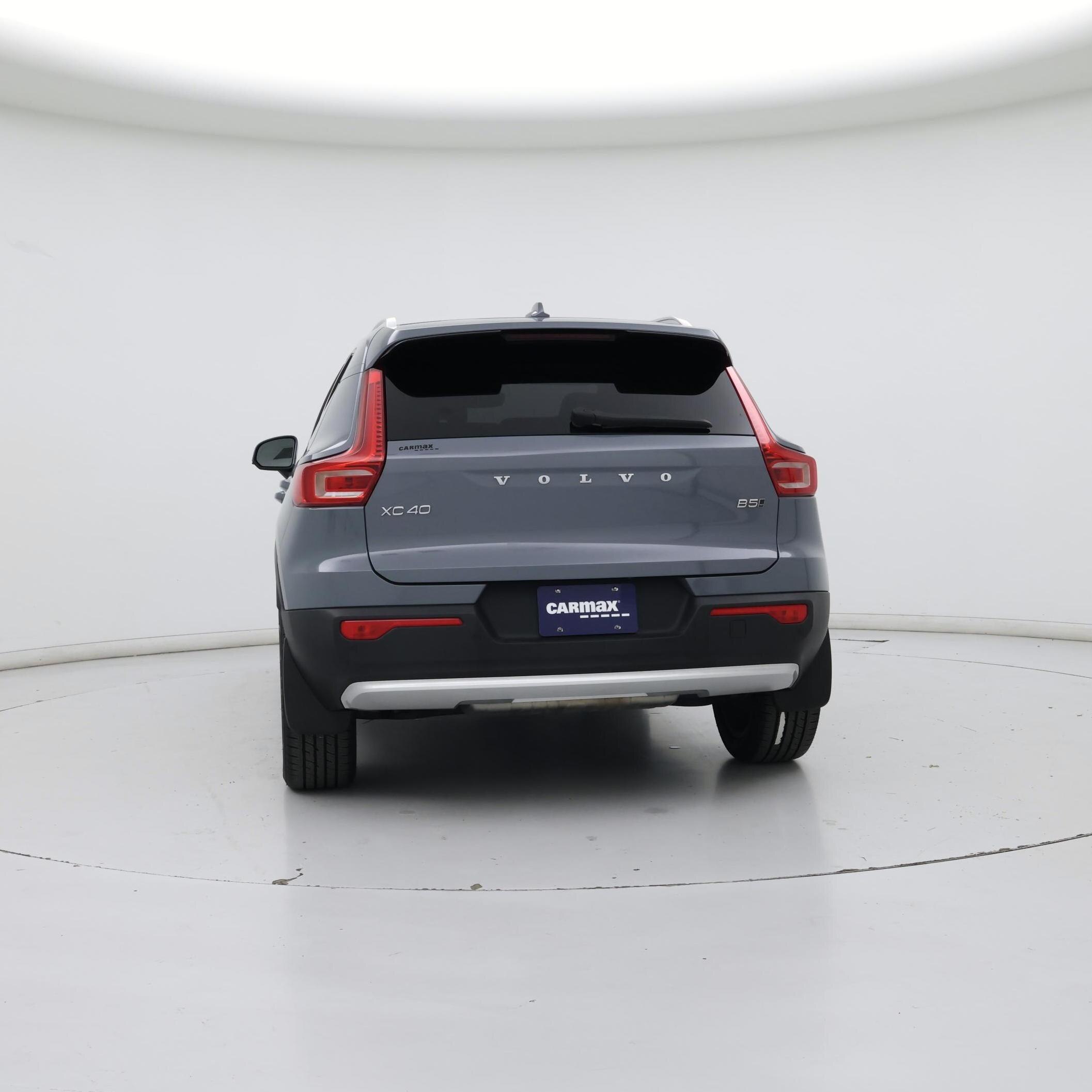 Thumbnail: 2023 Volvo XC40 - 6