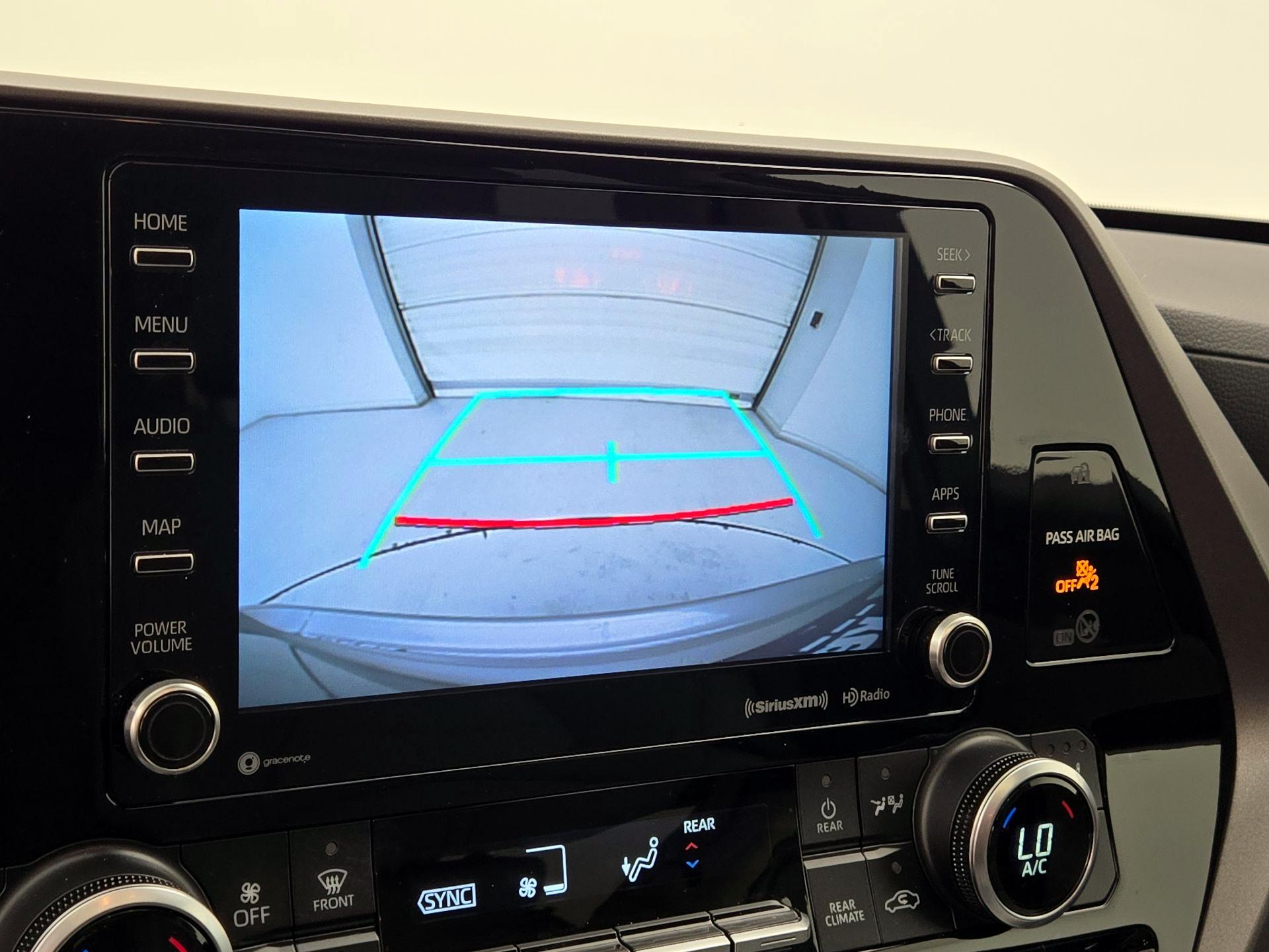 Thumbnail: 2021 Toyota Highlander - 14