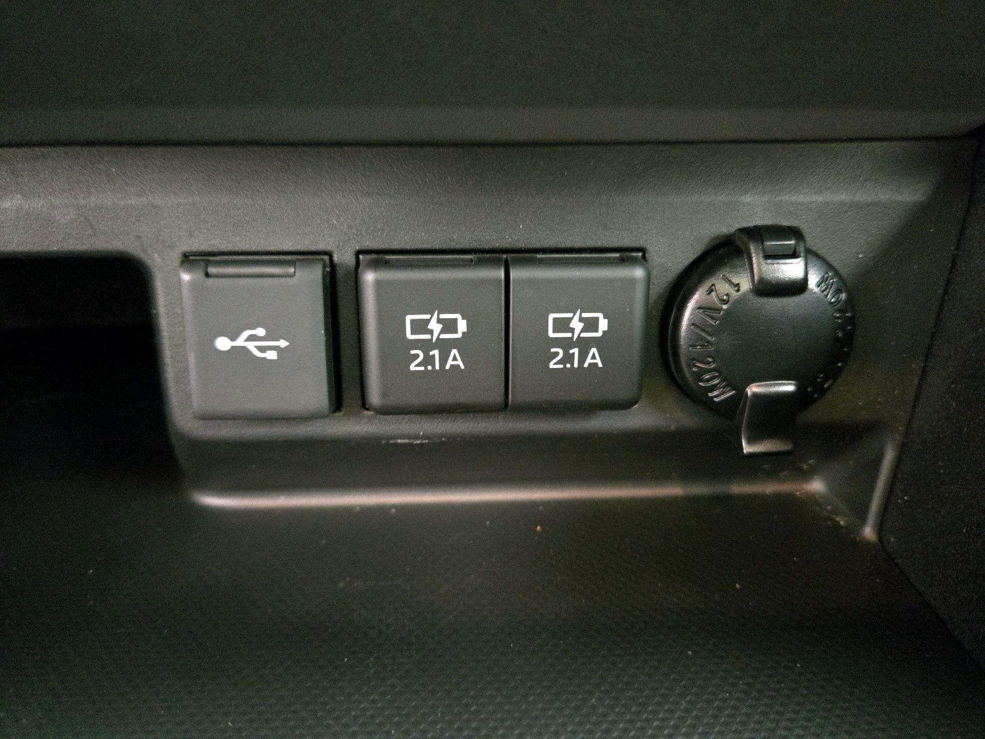 Thumbnail: 2021 Toyota Highlander - 18