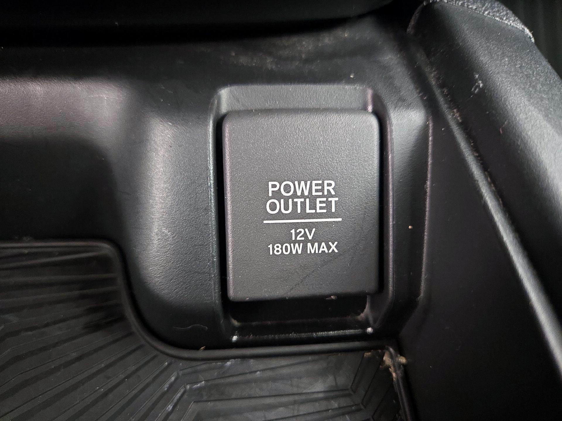 Thumbnail: 2017 Honda CR-V - 19