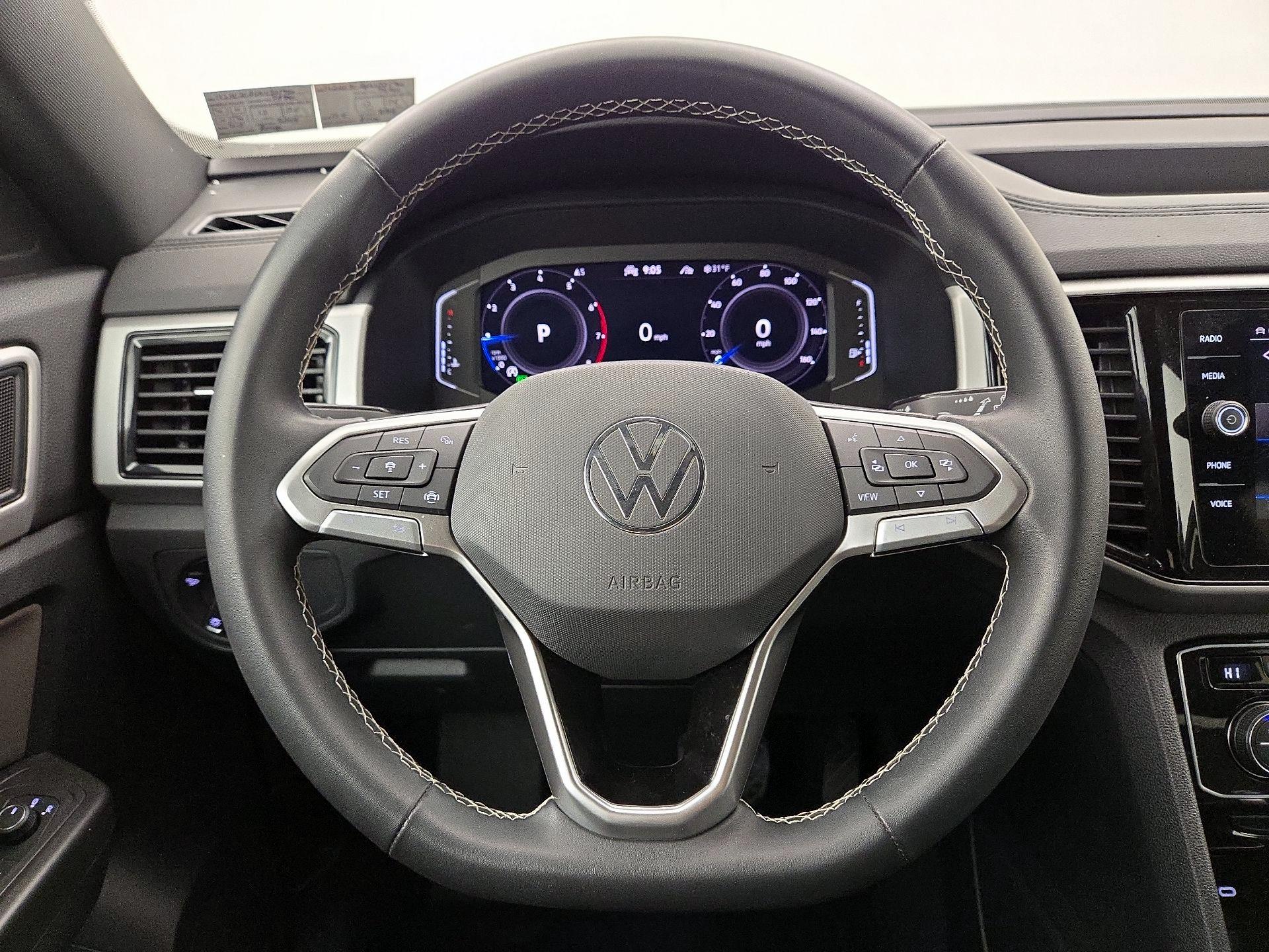 Thumbnail: 2022 Volkswagen Atlas - 10