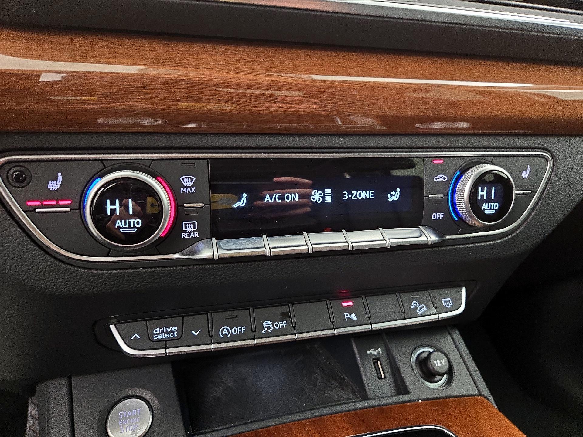 Thumbnail: 2023 Audi Q5 - 16