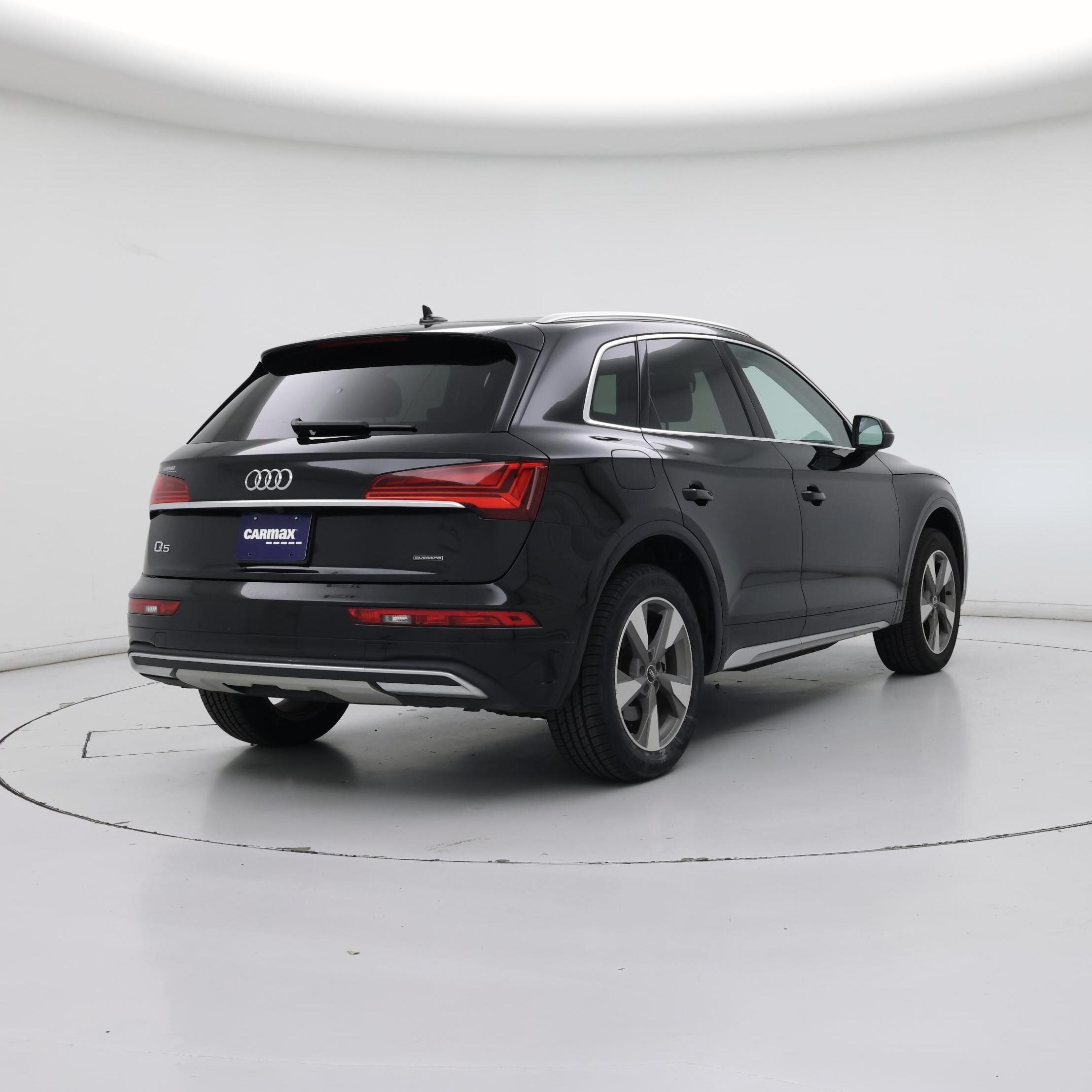 Thumbnail: 2023 Audi Q5 - 8