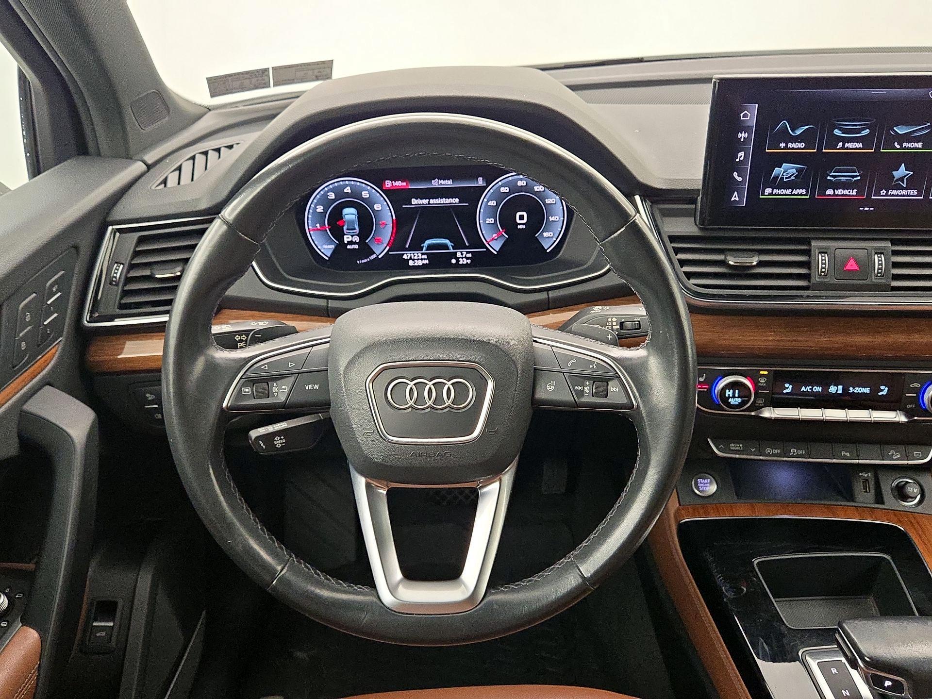 Thumbnail: 2022 Audi Q5 - 10