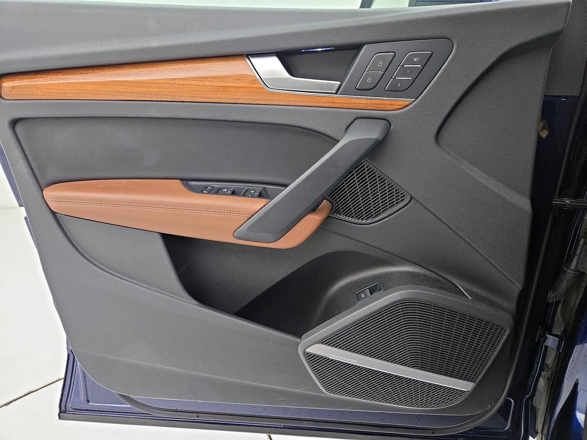 Thumbnail: 2022 Audi Q5 - 12