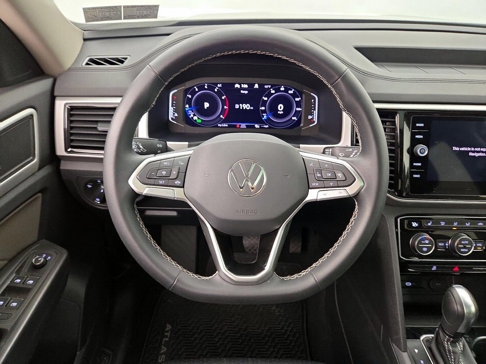 Thumbnail: 2022 Volkswagen Atlas - 10