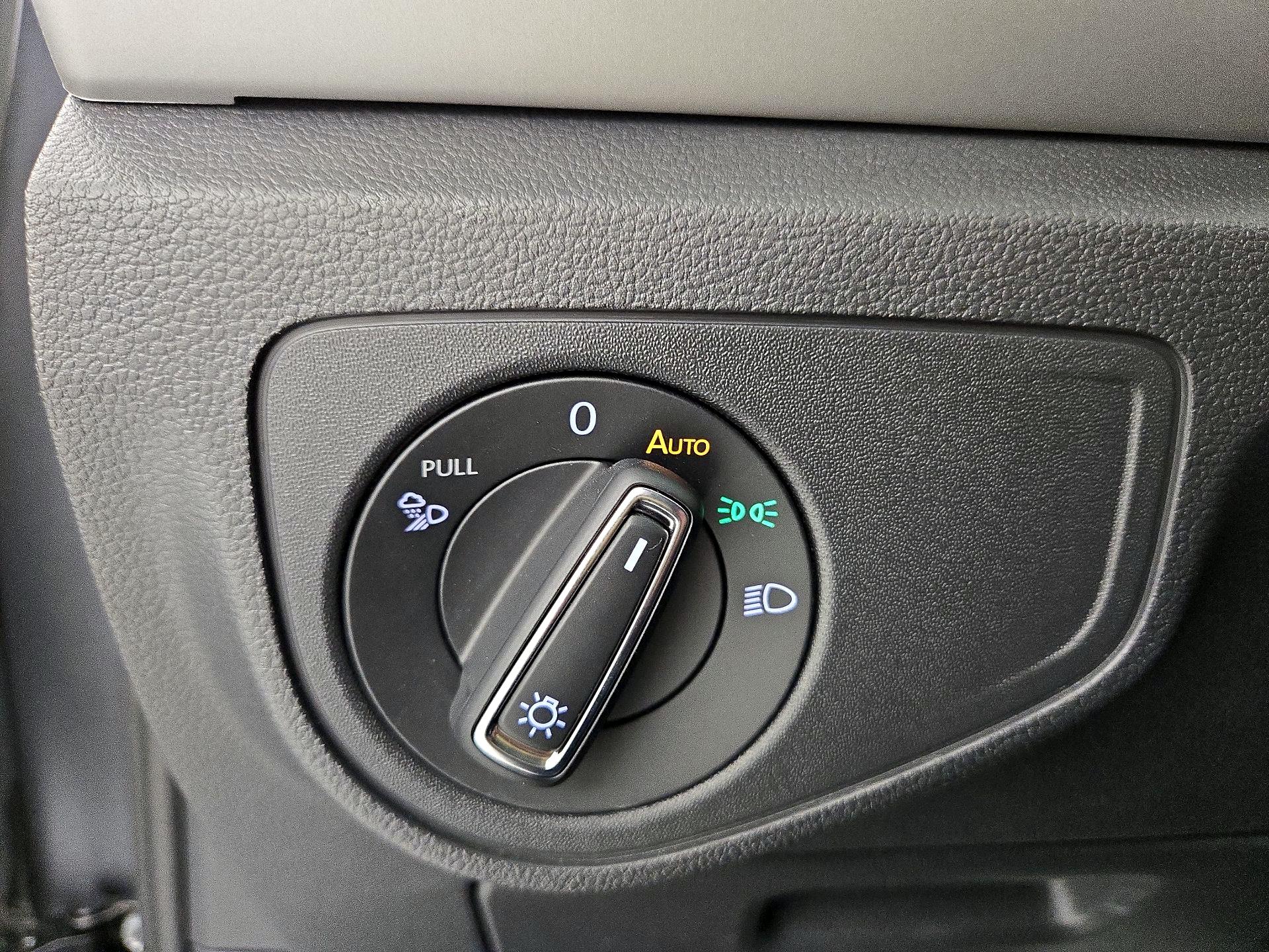 Thumbnail: 2022 Volkswagen Atlas - 13